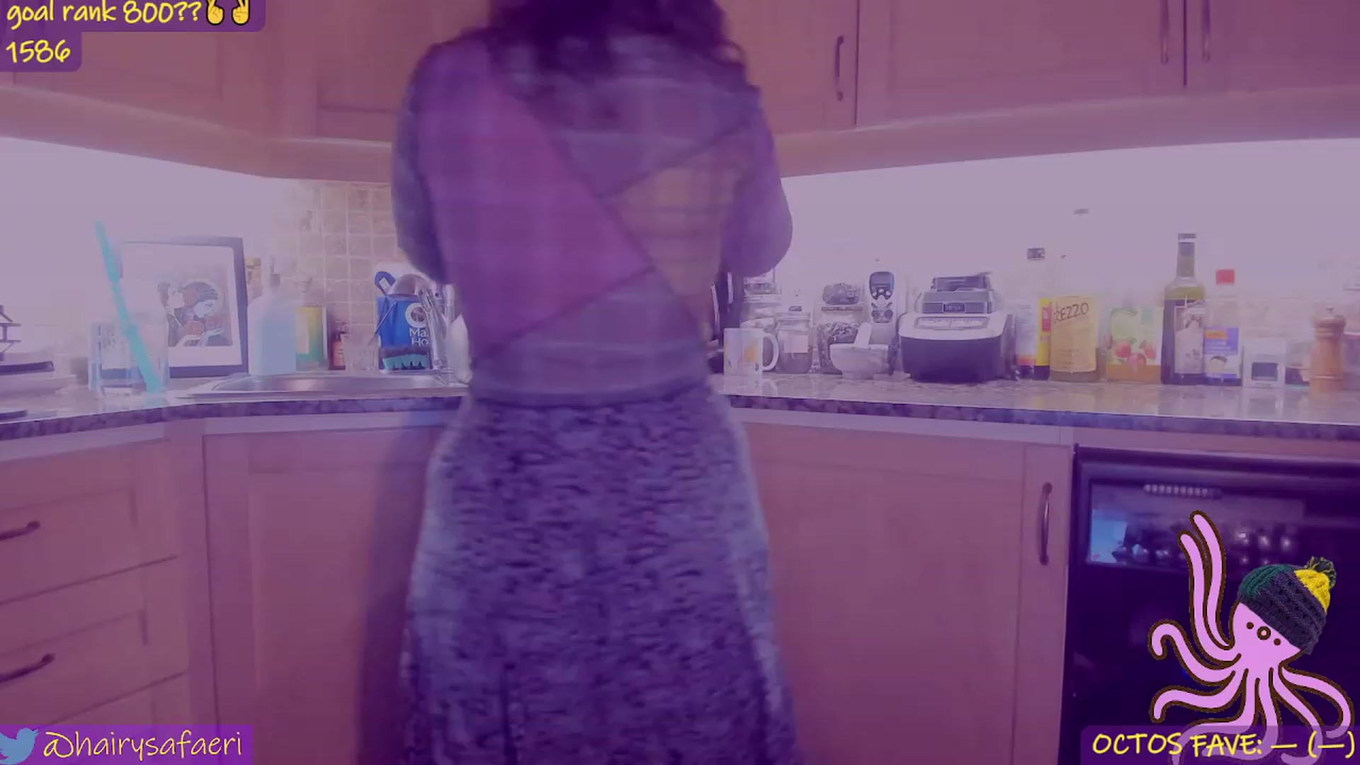 Gallery image thumbnail from HairySafaeri's myfreecams stream on, 04/26/2023, 24:00 image 2 of 20
