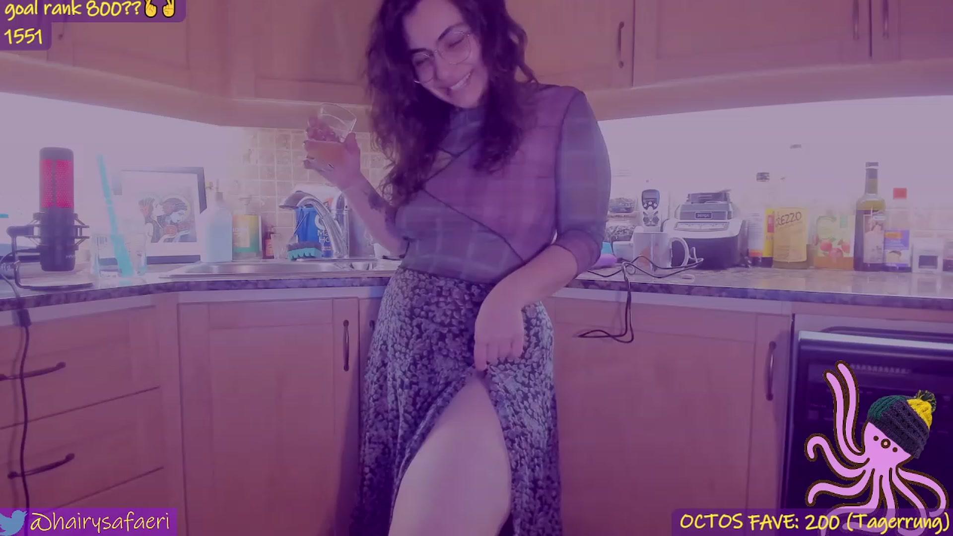 Gallery image thumbnail from HairySafaeri's myfreecams stream on, 04/26/2023, 24:00 image 20 of 20