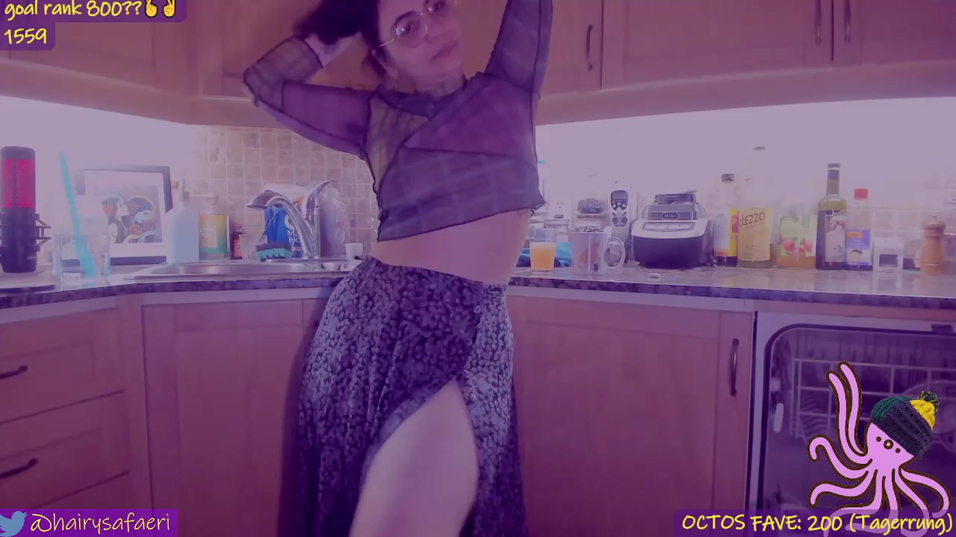 Gallery image thumbnail from HairySafaeri's myfreecams stream on, 04/26/2023, 24:00 image 18 of 20