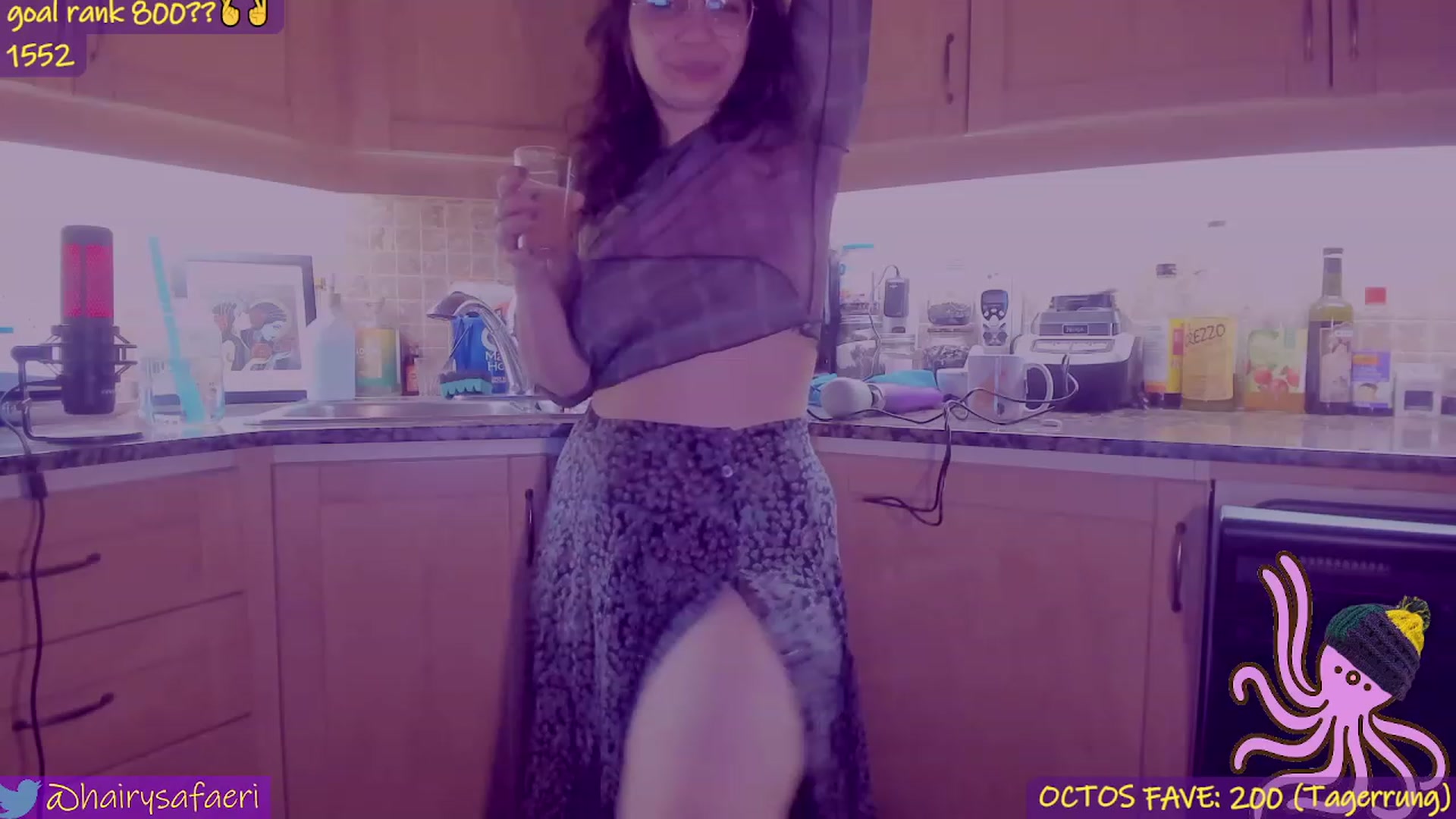 Gallery image thumbnail from HairySafaeri's myfreecams stream on, 04/26/2023, 24:00 image 19 of 20