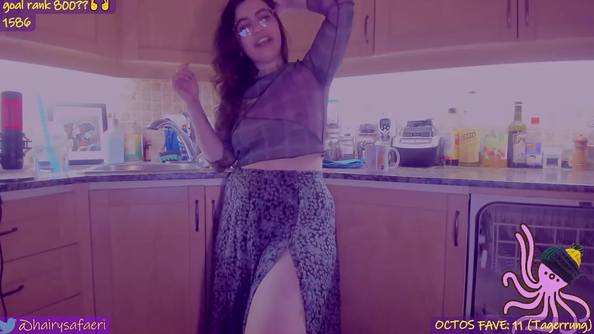 Gallery image thumbnail from HairySafaeri's myfreecams stream on, 04/26/2023, 24:00 image 7 of 20