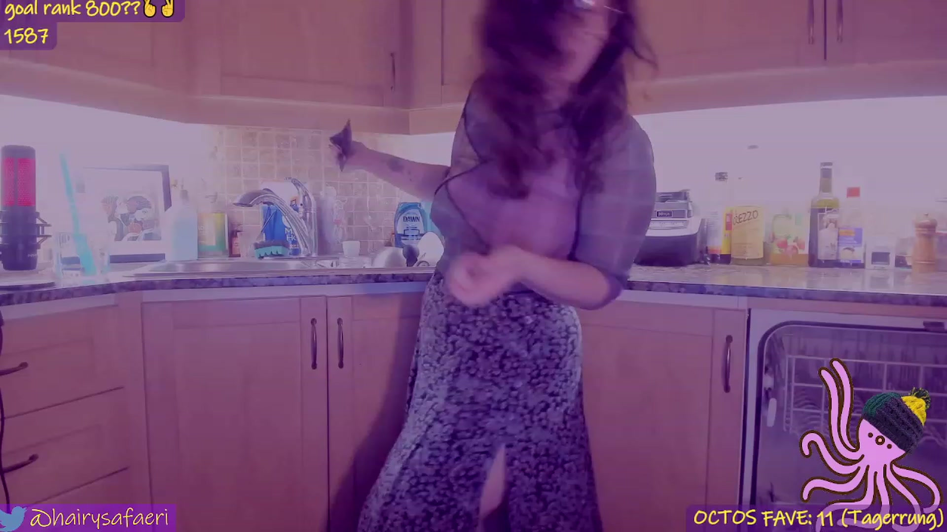 Gallery image thumbnail from HairySafaeri's myfreecams stream on, 04/26/2023, 03:22 image 4 of 20