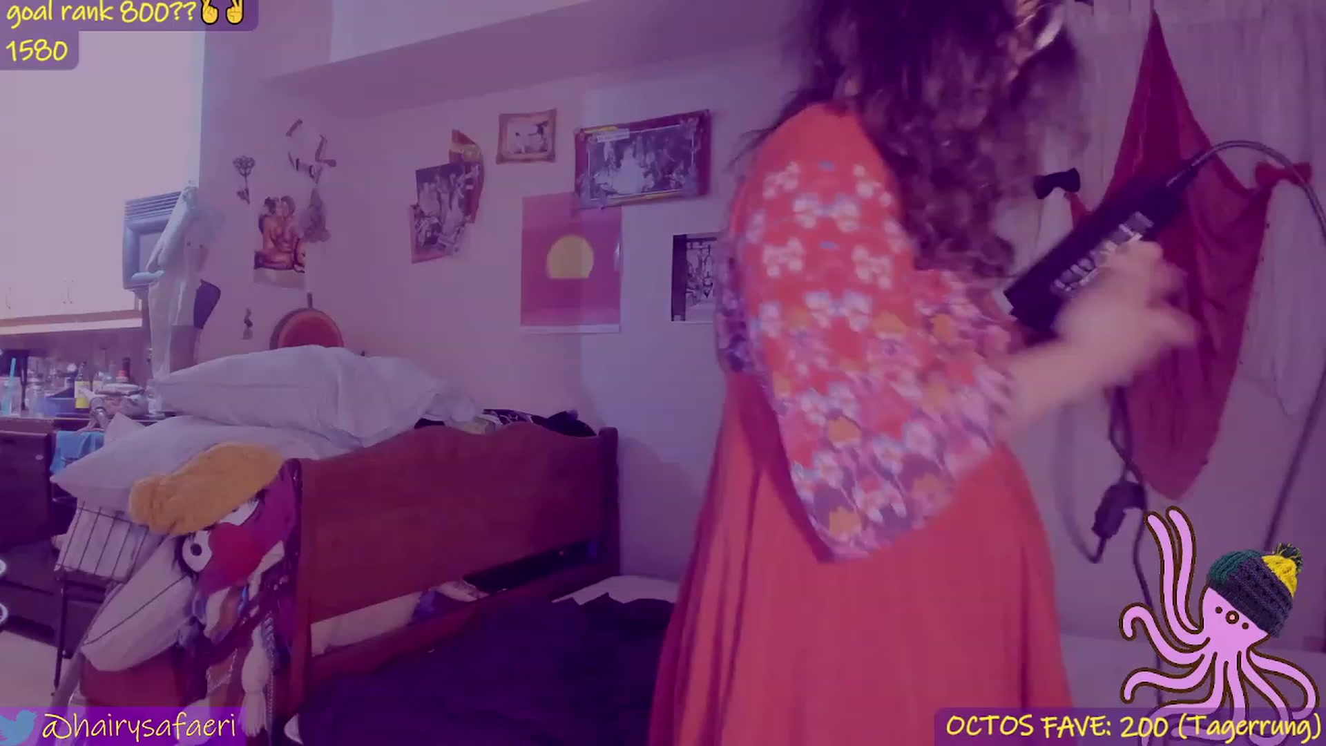Gallery image thumbnail from HairySafaeri's myfreecams stream on, 04/28/2023, 02:27 image 12 of 20