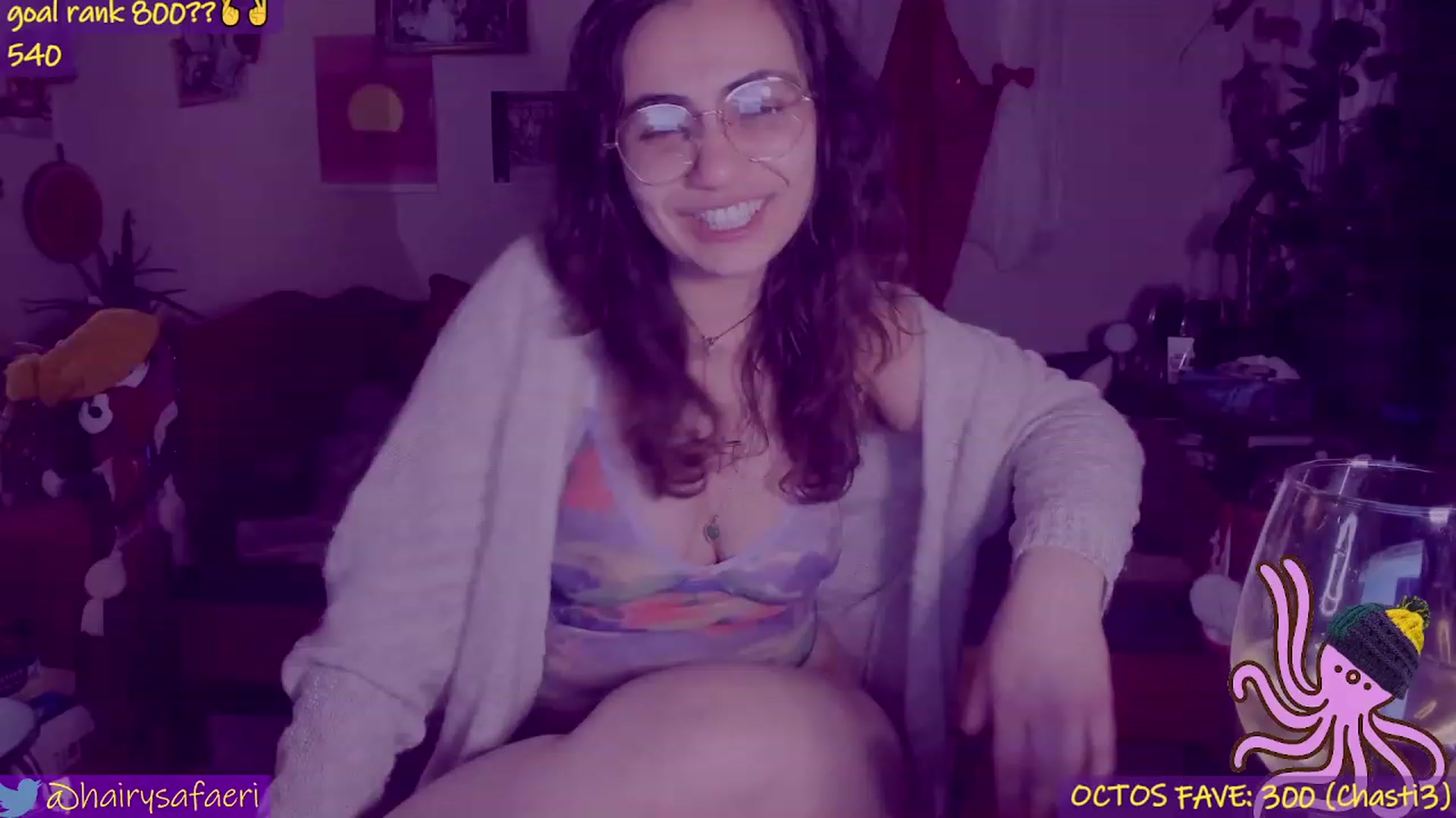 Gallery image thumbnail from HairySafaeri's myfreecams stream on, 05/05/2023, 02:15 image 15 of 20