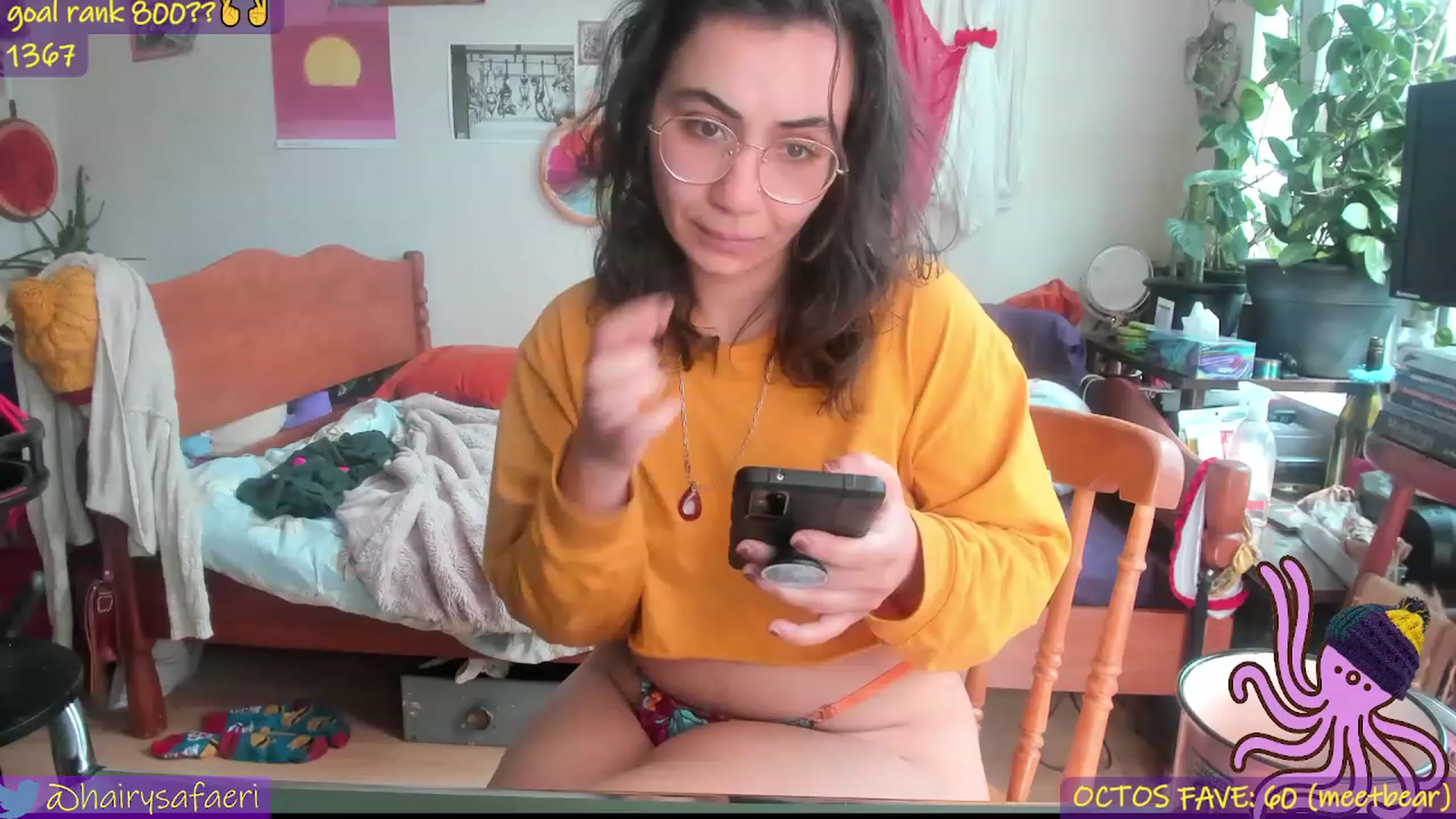 Gallery image thumbnail from HairySafaeri's myfreecams stream on, 06/10/2023, 16:40 image 3 of 20