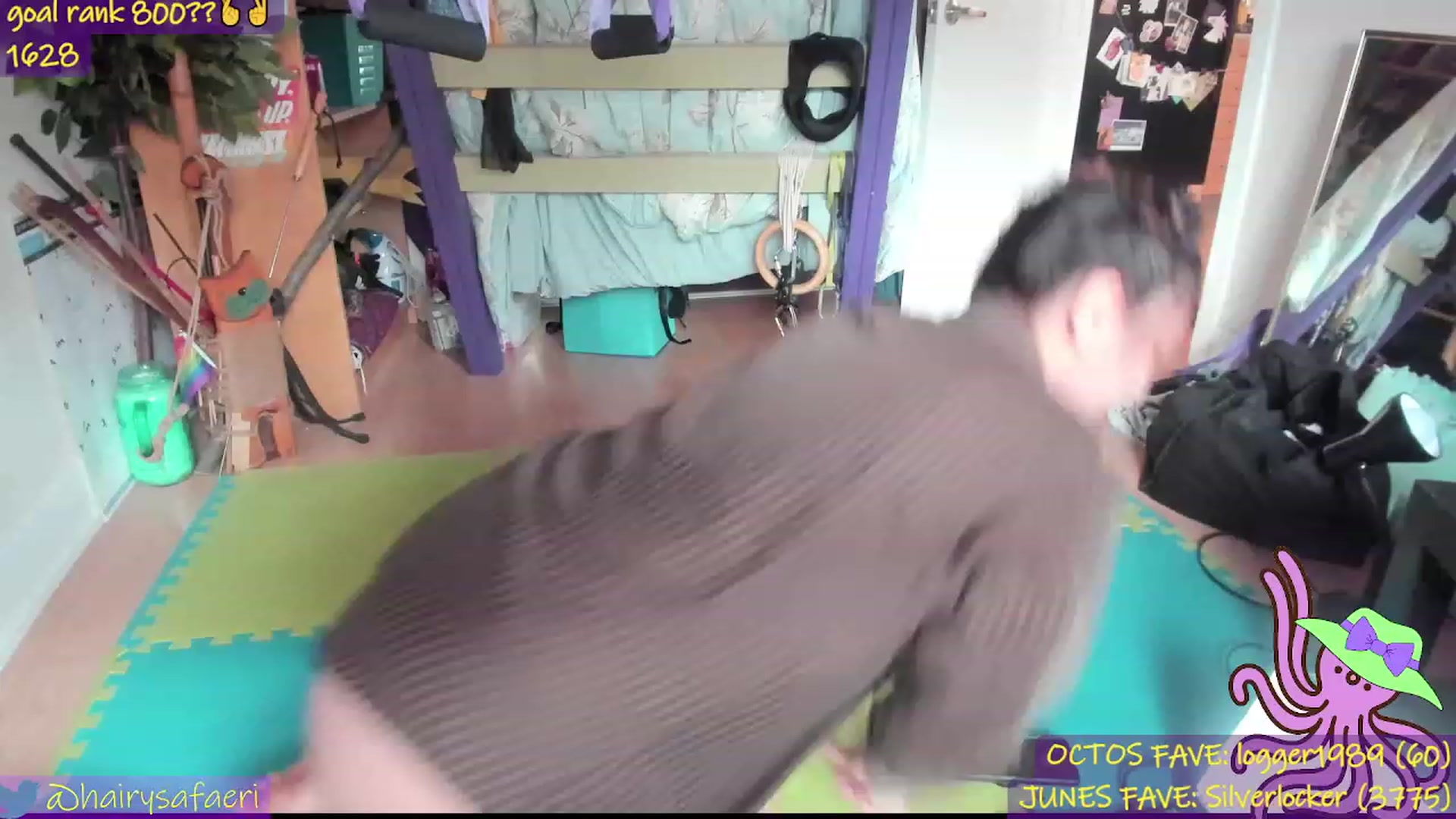 Gallery image thumbnail from HairySafaeri's myfreecams stream on, 06/30/2023, 15:35 image 14 of 20