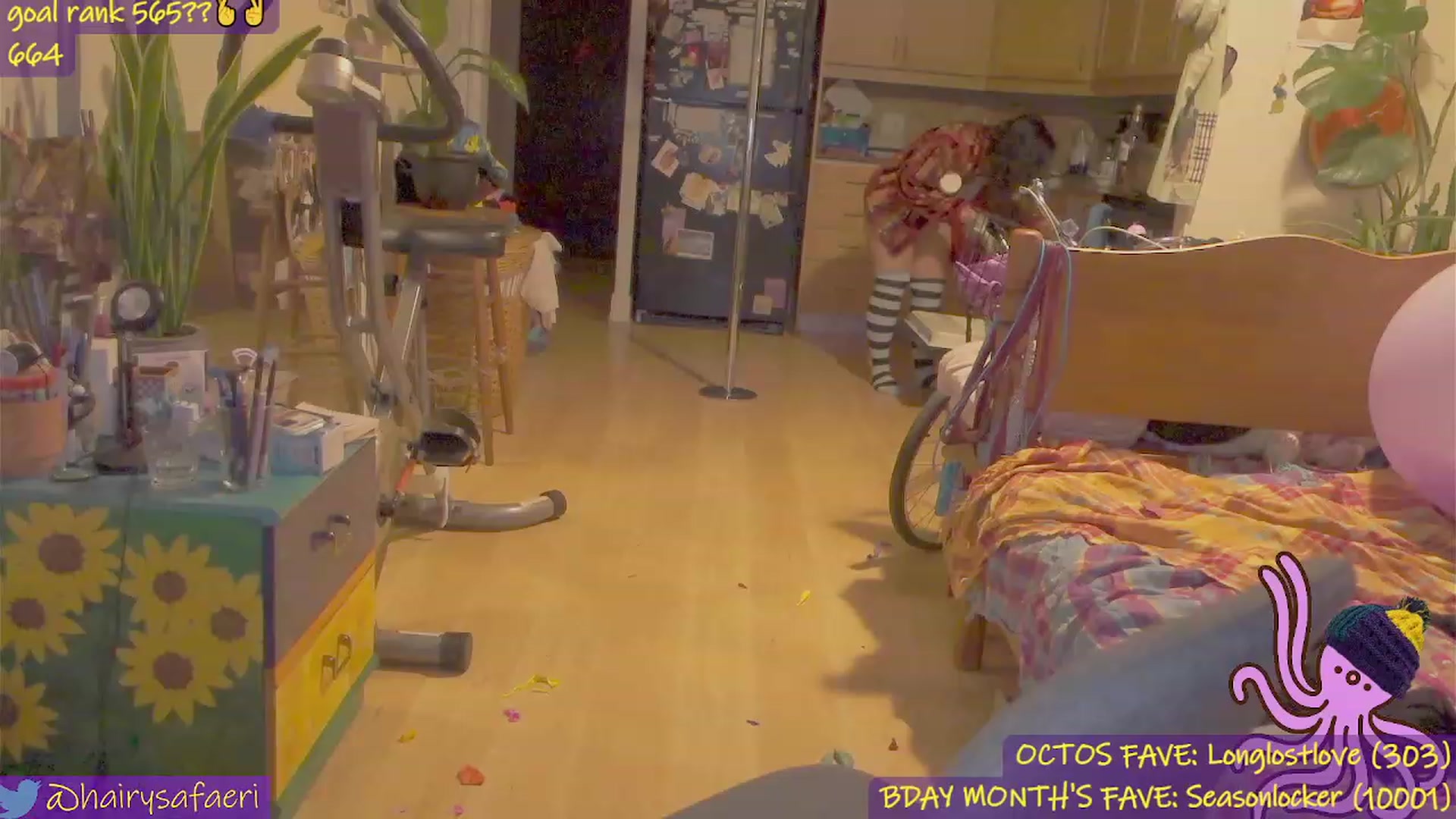 Gallery image thumbnail from HairySafaeri's myfreecams stream on, 10/20/2023, 12:06 image 16 of 20