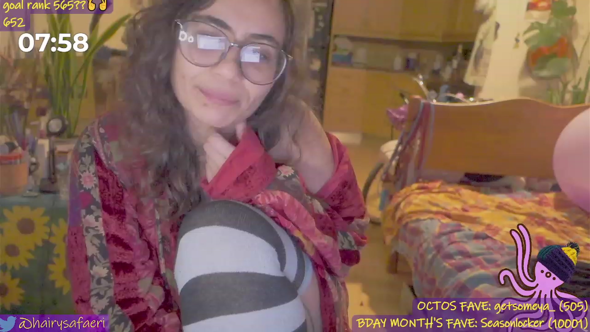 Gallery image thumbnail from HairySafaeri's myfreecams stream on, 10/20/2023, 14:52 image 5 of 20