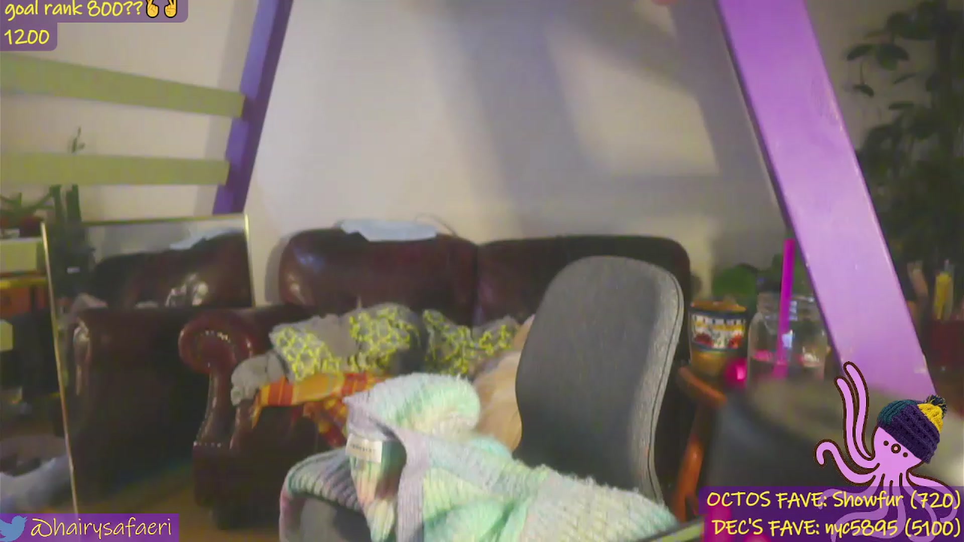 Gallery image thumbnail from HairySafaeri's myfreecams stream on, 12/26/2023, 01:41 image 14 of 20