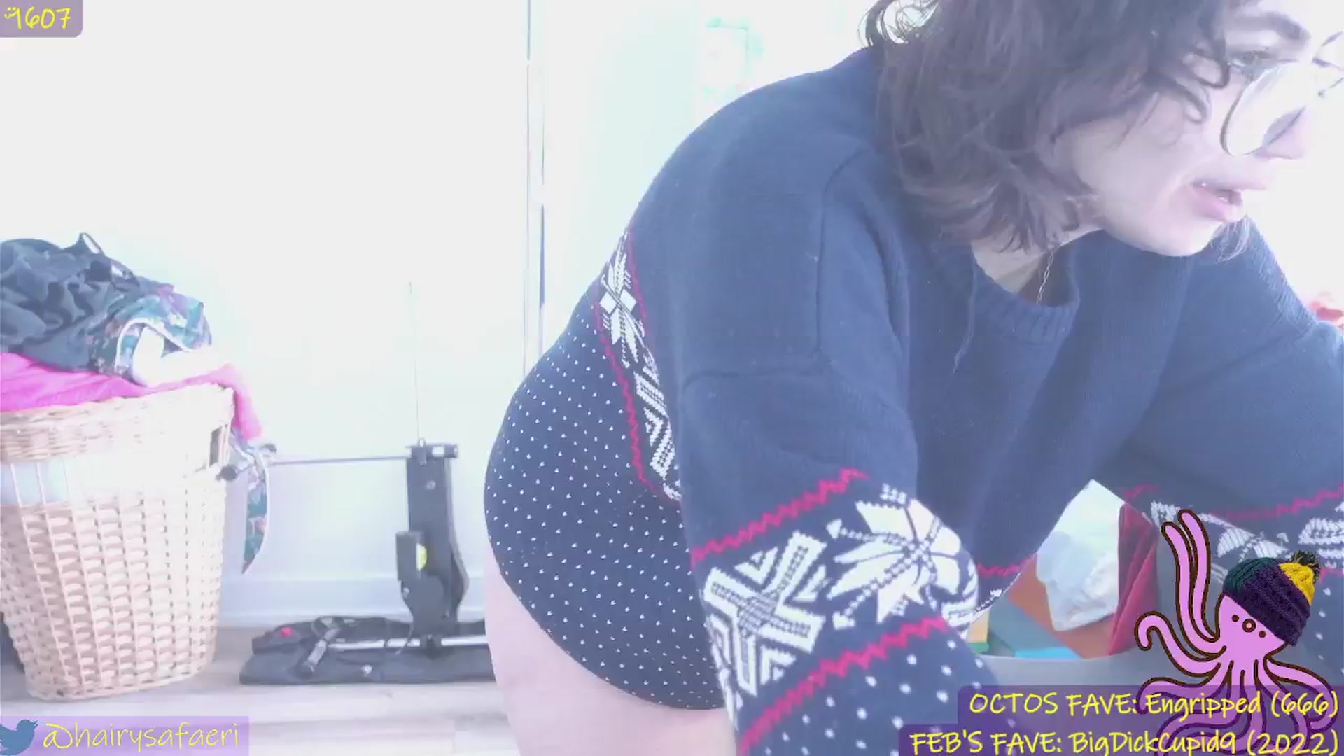 Gallery image thumbnail from HairySafaeri's myfreecams stream on, 02/07/2024, 17:48 image 14 of 20