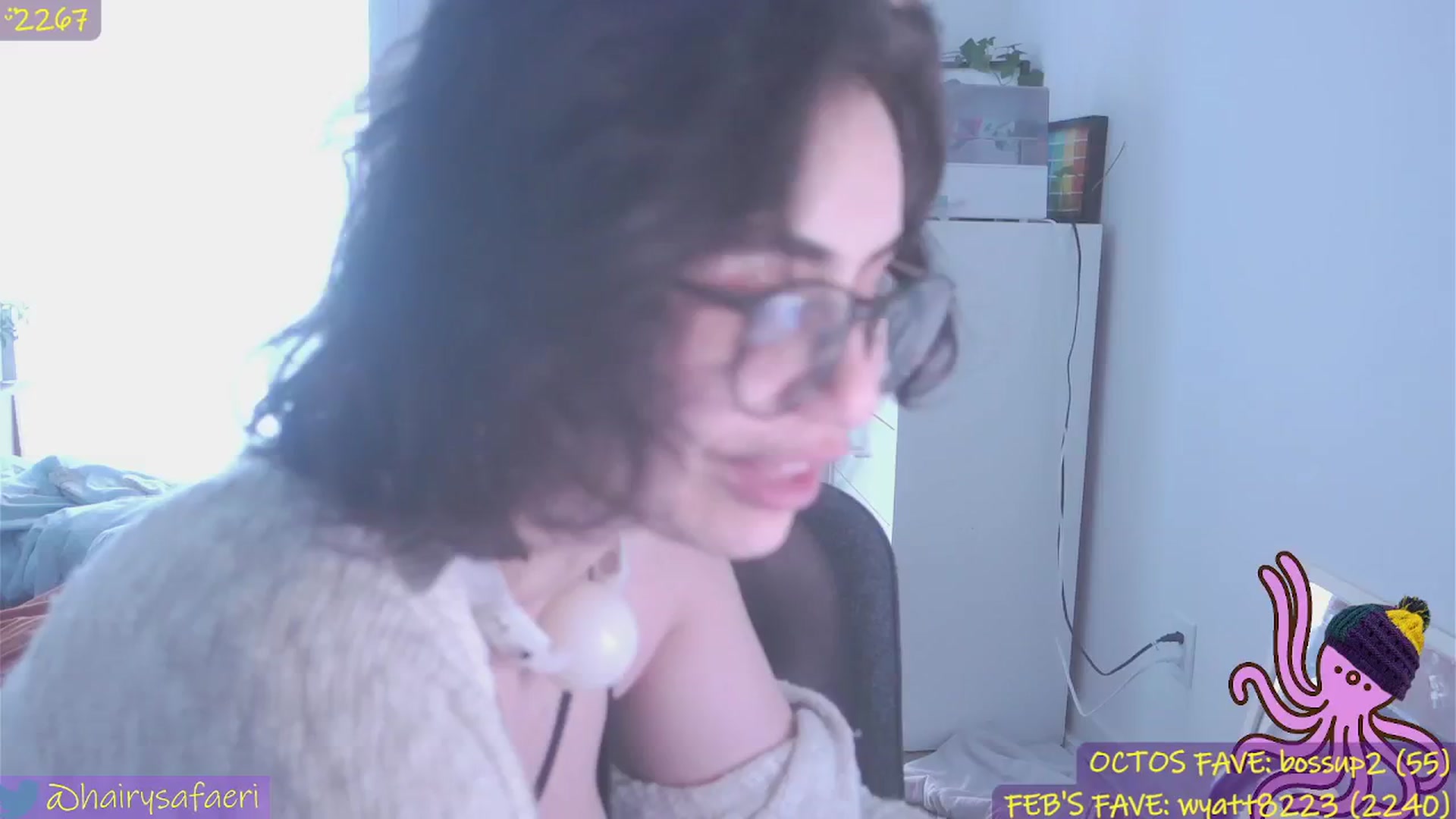 Gallery image thumbnail from HairySafaeri's myfreecams stream on, 02/15/2024, 20:37 image 11 of 20