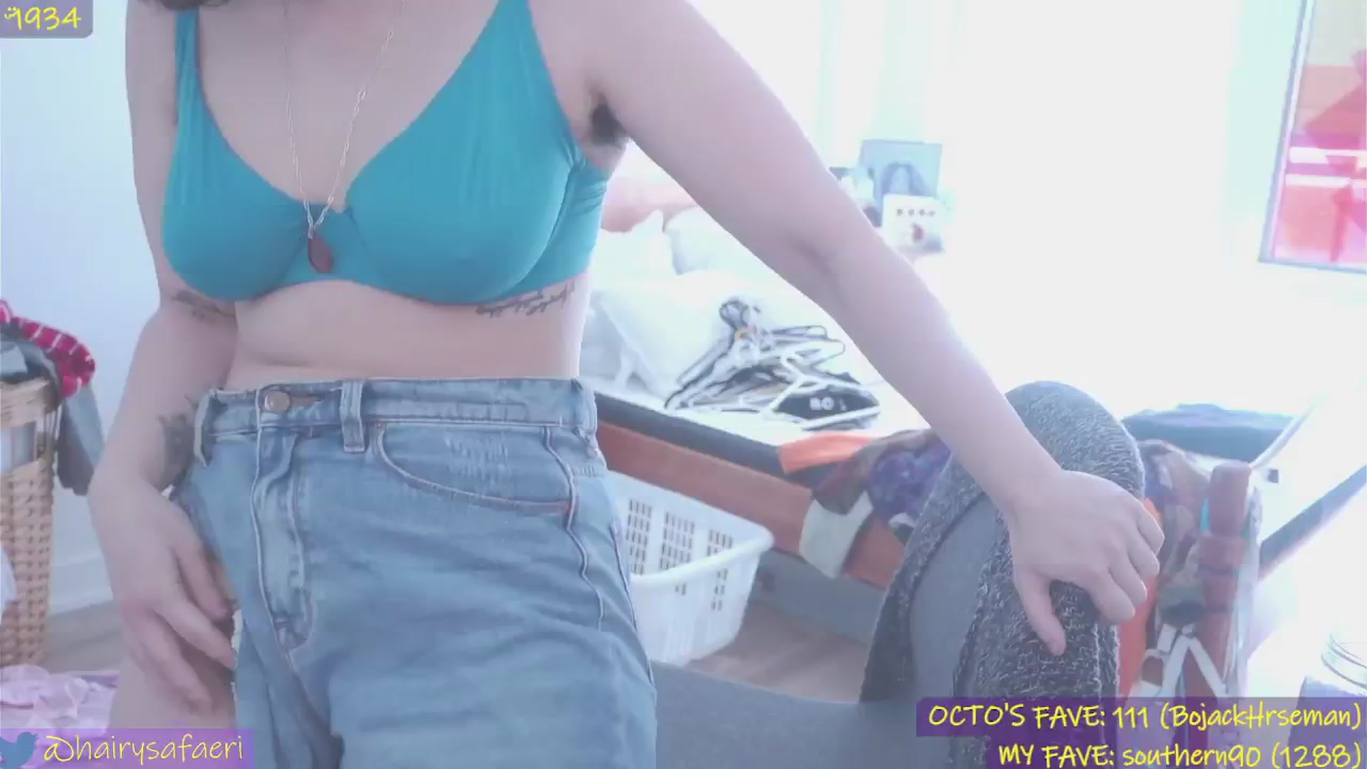 Gallery image thumbnail from HairySafaeri's myfreecams stream on, 03/17/2024, 17:31 image 18 of 20