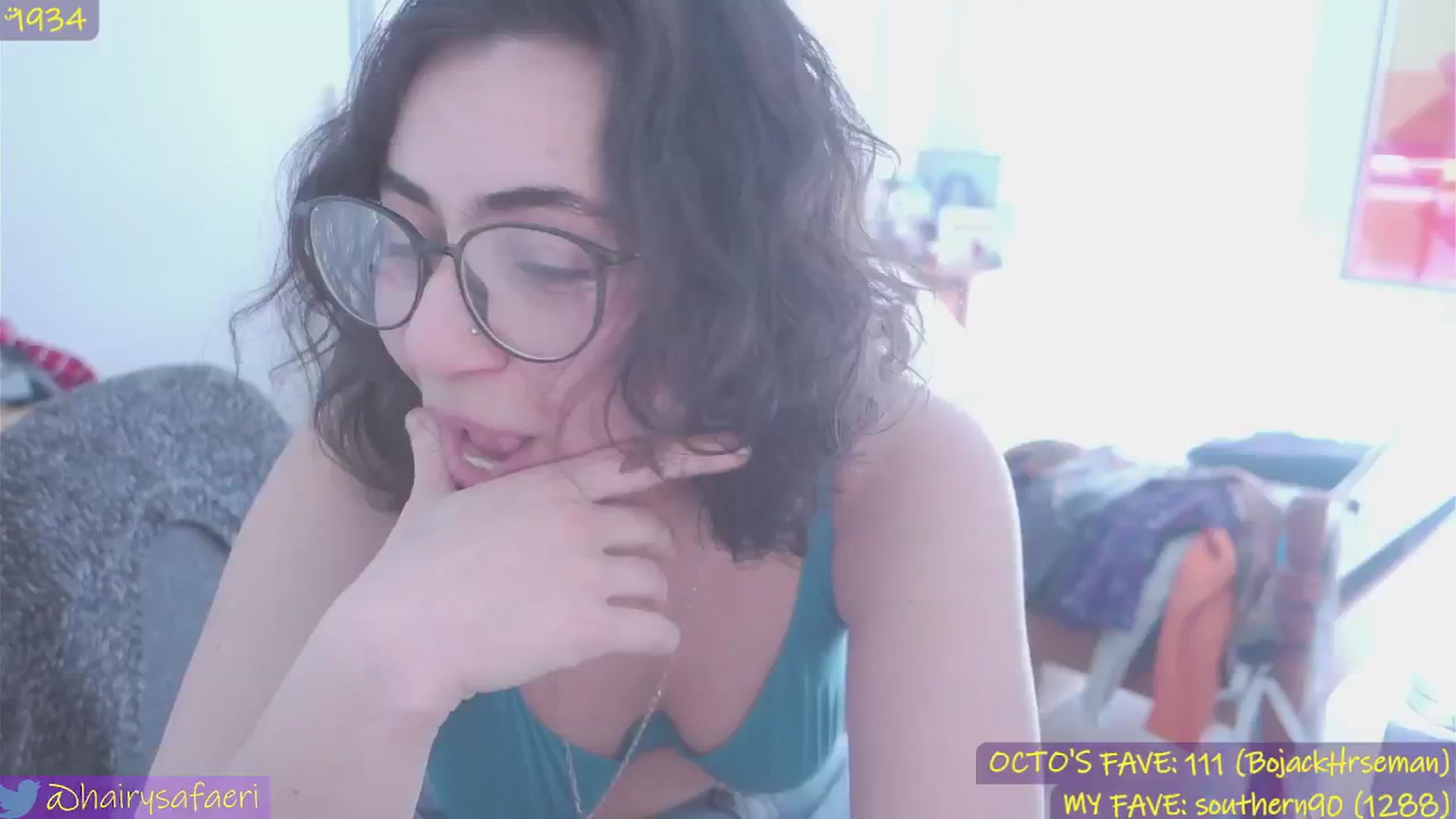 Gallery image thumbnail from HairySafaeri's myfreecams stream on, 03/17/2024, 17:31 image 14 of 20