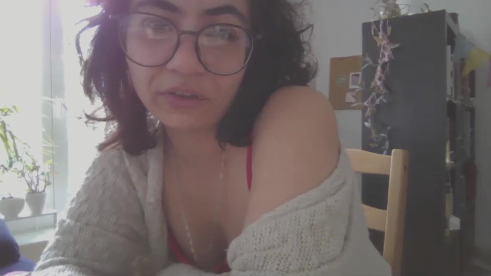 Gallery image thumbnail from HairySafaeri's myfreecams stream on, 05/19/2024, 11:39 image 12 of 20
