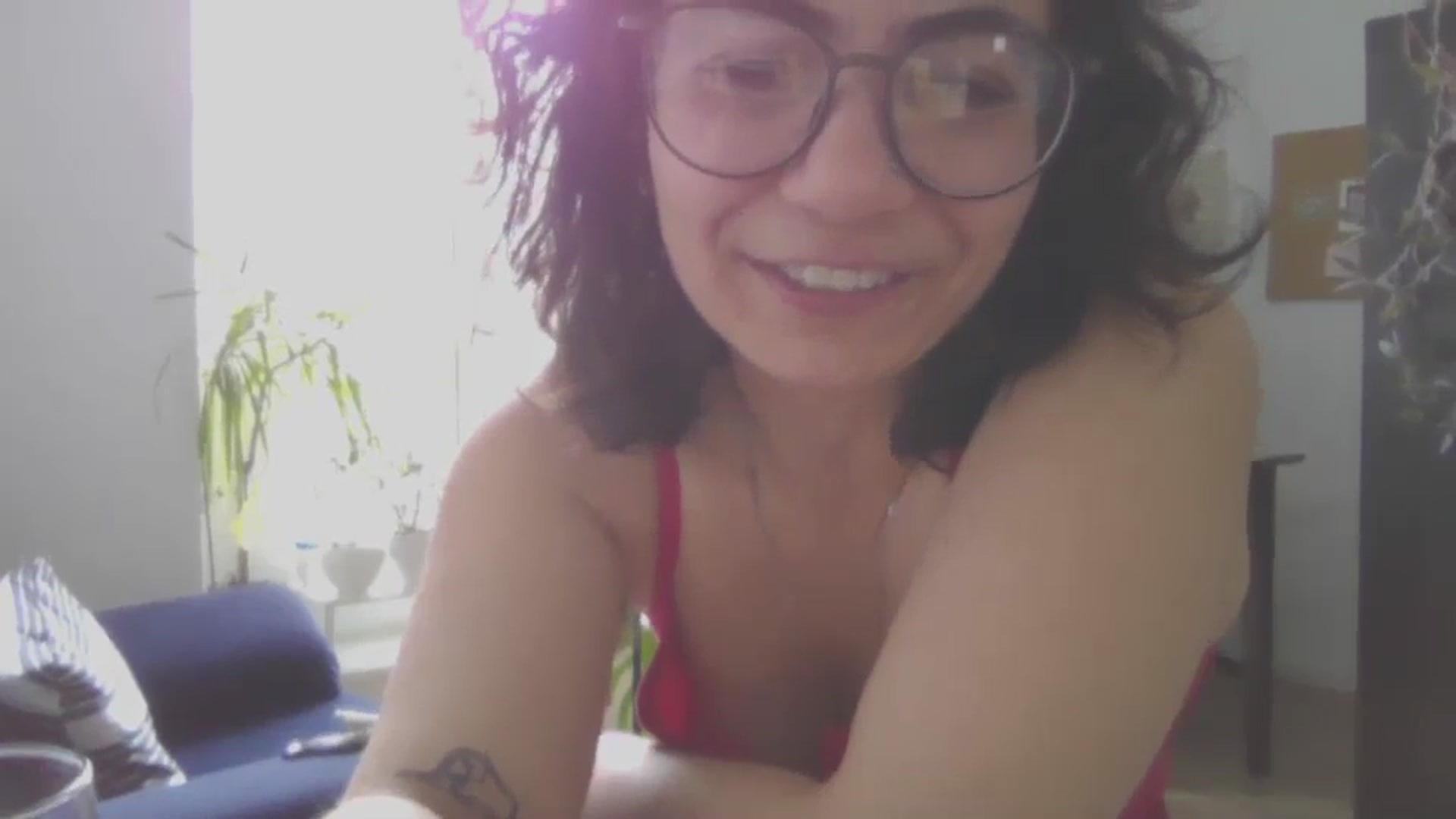 Gallery image thumbnail from HairySafaeri's myfreecams stream on, 05/19/2024, 12:45 image 19 of 20