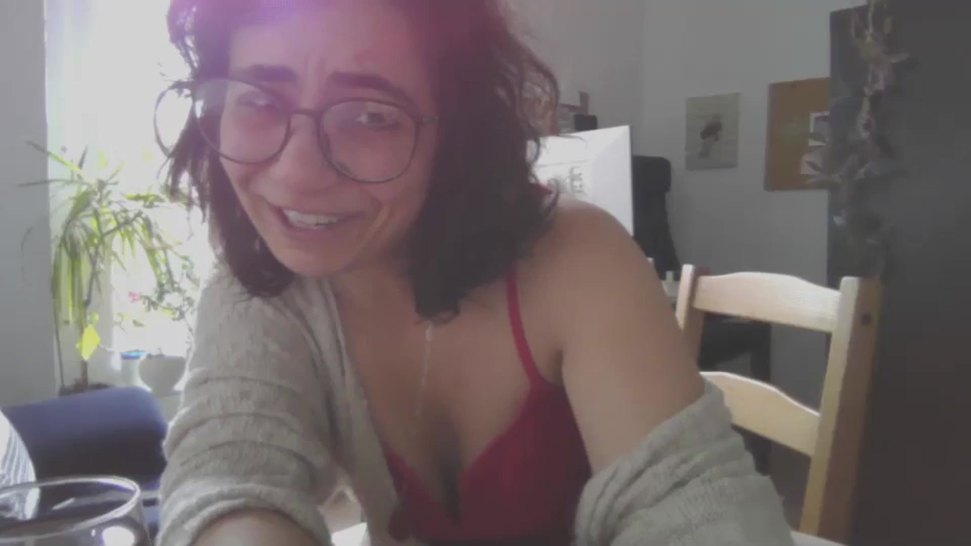 Gallery image thumbnail from HairySafaeri's myfreecams stream on, 05/19/2024, 12:45 image 7 of 20