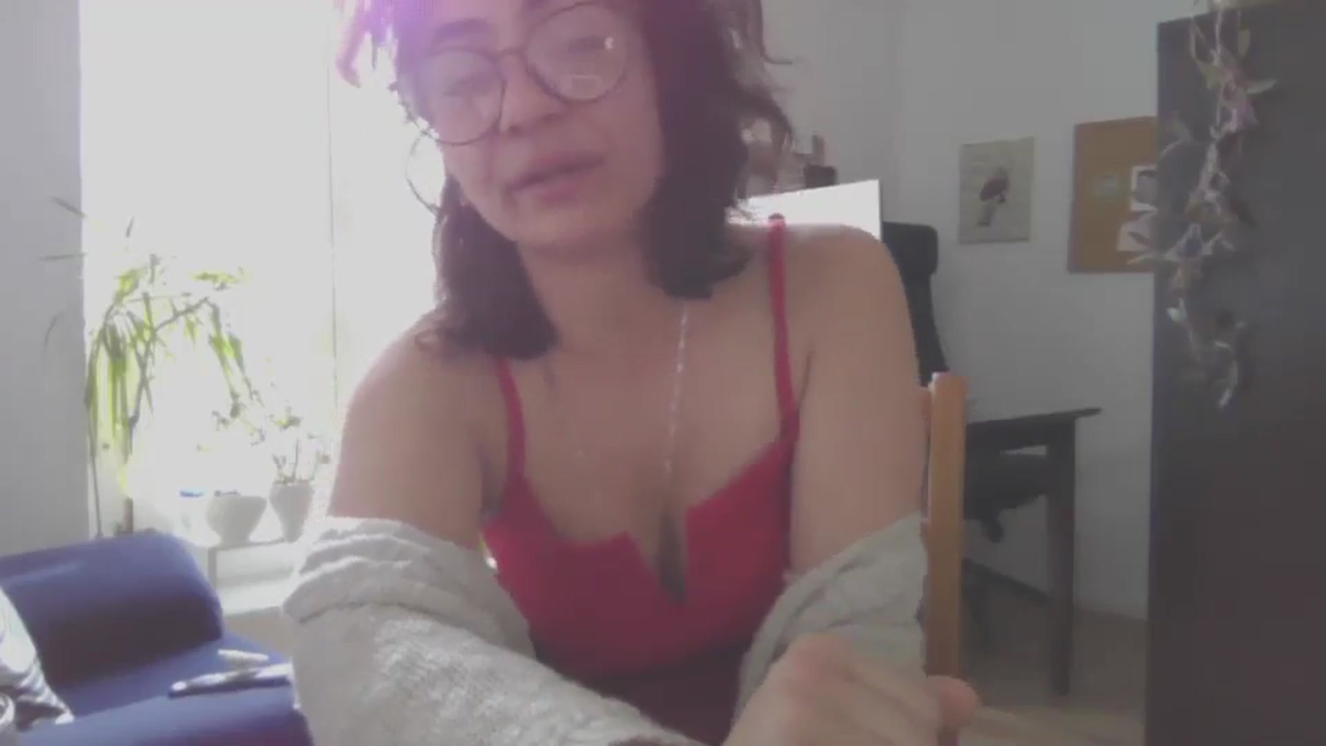 Gallery image thumbnail from HairySafaeri's myfreecams stream on, 05/19/2024, 12:45 image 17 of 20