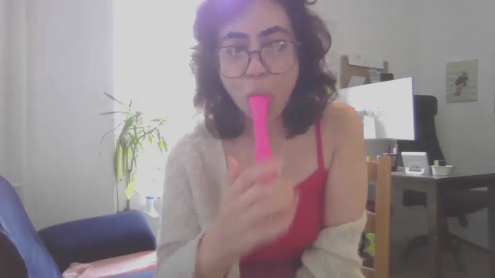 Gallery image thumbnail from HairySafaeri's myfreecams stream on, 05/19/2024, 16:00 image 8 of 20