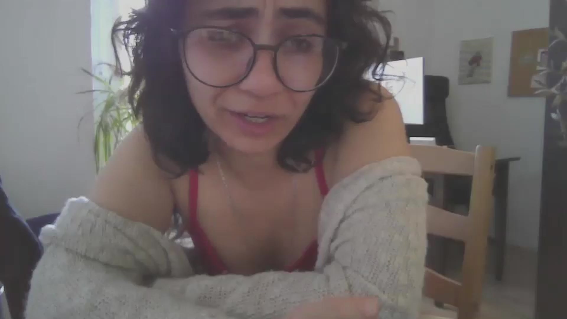 Gallery image thumbnail from HairySafaeri's myfreecams stream on, 05/19/2024, 16:00 image 5 of 20