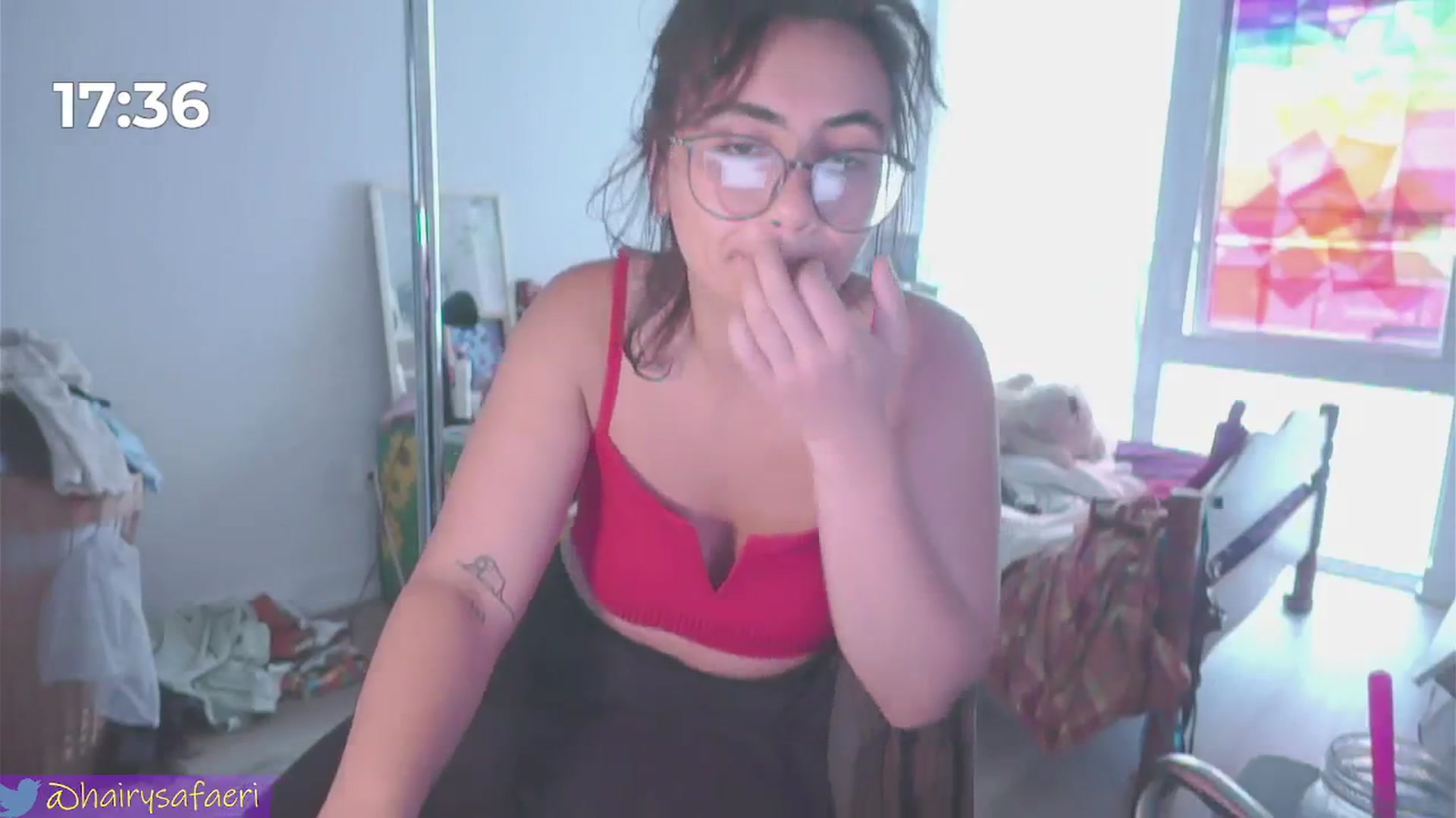 Gallery image thumbnail from HairySafaeri's myfreecams stream on, 06/10/2024, 15:09 image 19 of 20