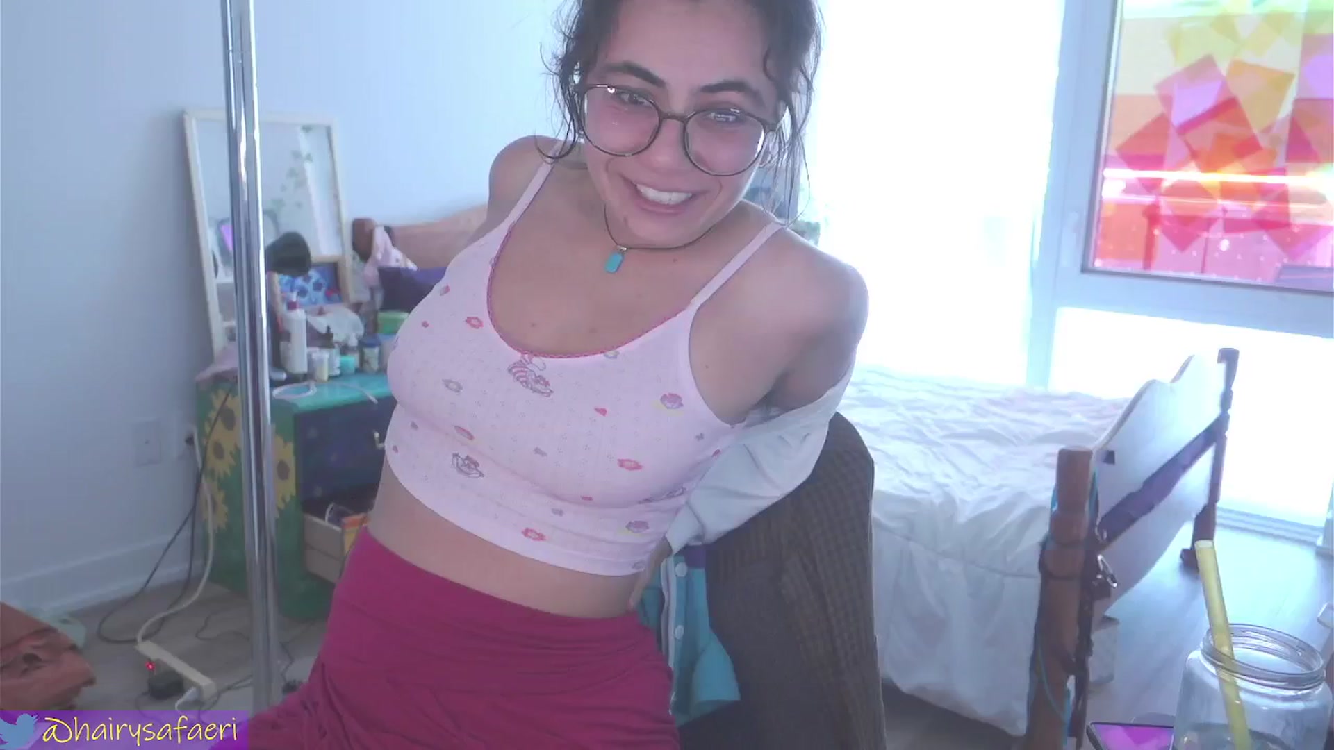 Gallery image thumbnail from HairySafaeri's myfreecams stream on, 06/12/2024, 18:05 image 11 of 20
