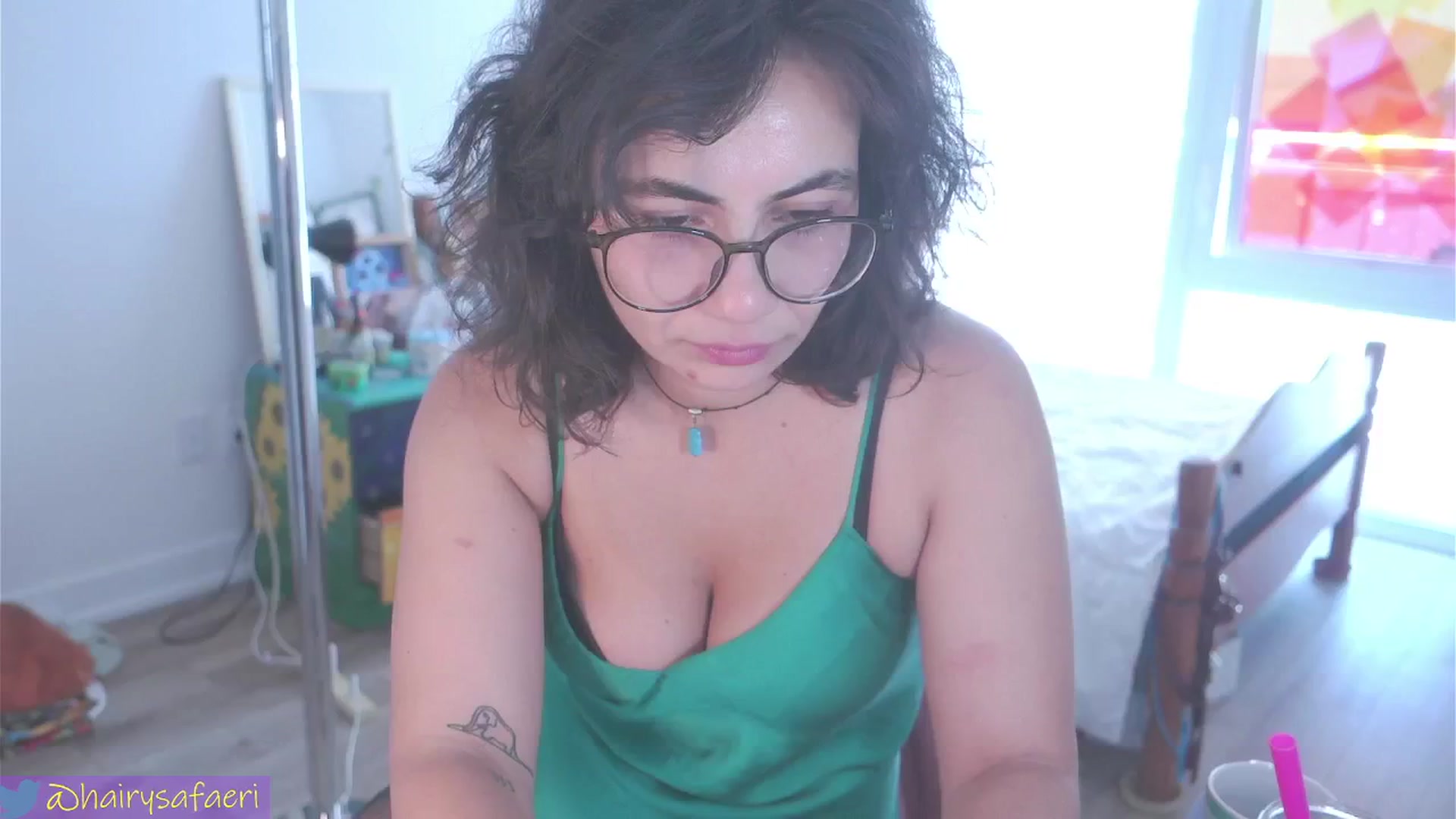 Gallery image thumbnail from HairySafaeri's myfreecams stream on, 06/16/2024, 17:24 image 20 of 20