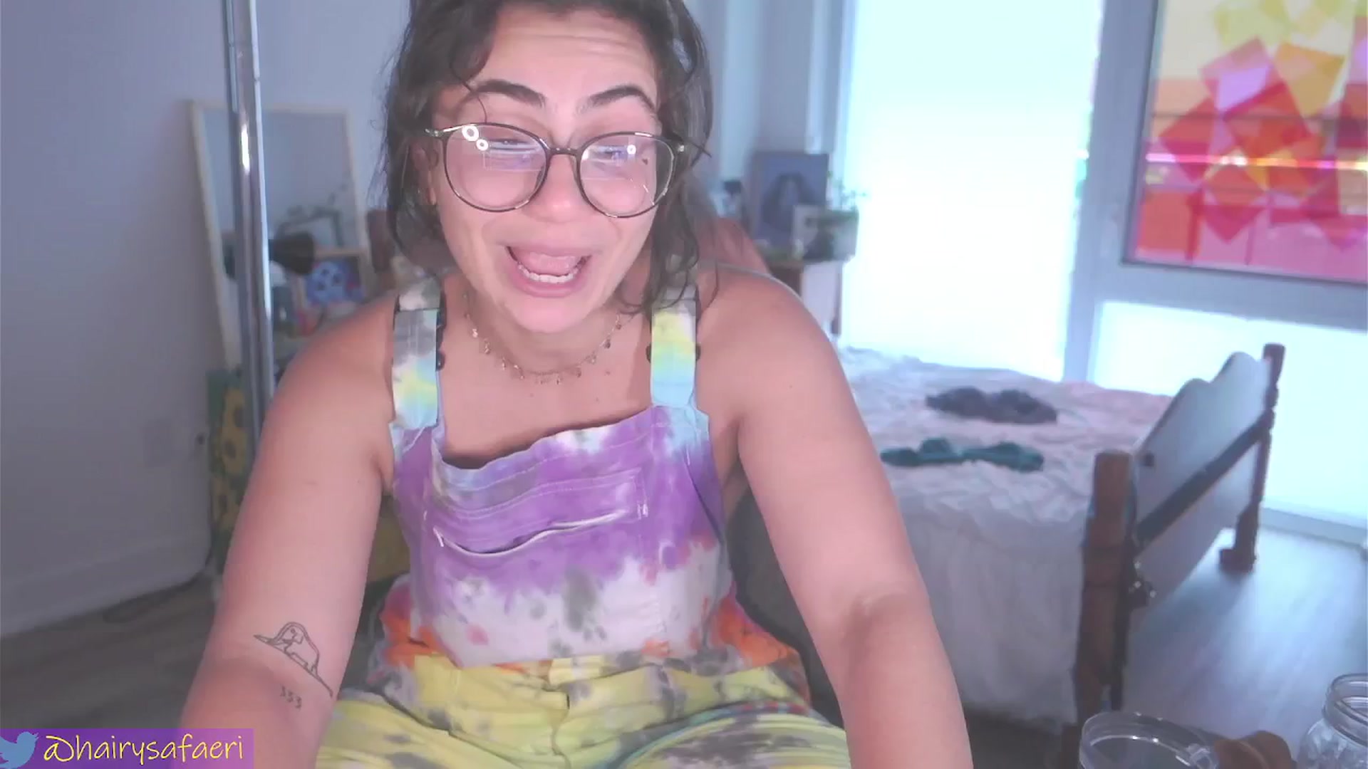 Gallery image thumbnail from HairySafaeri's myfreecams stream on, 06/26/2024, 20:07 image 17 of 20