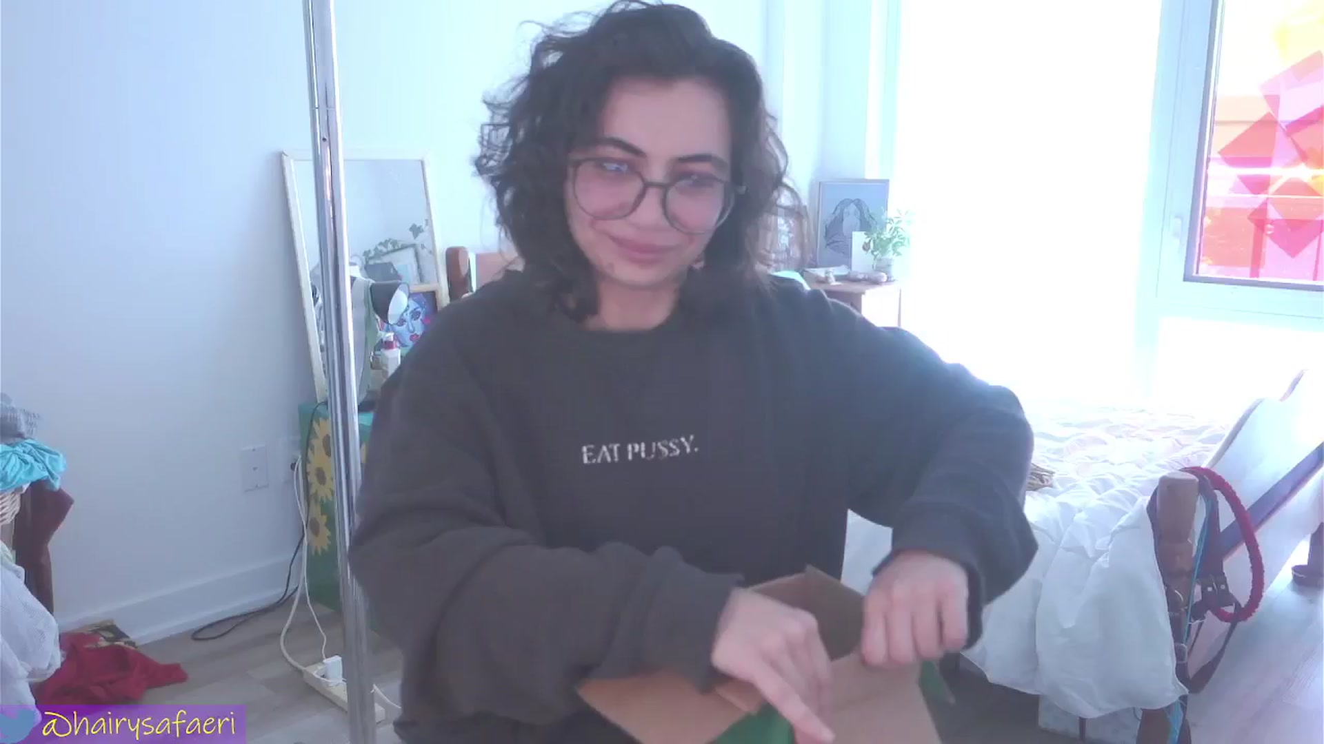 Gallery image thumbnail from HairySafaeri's myfreecams stream on, 07/08/2024, 18:10 image 6 of 20