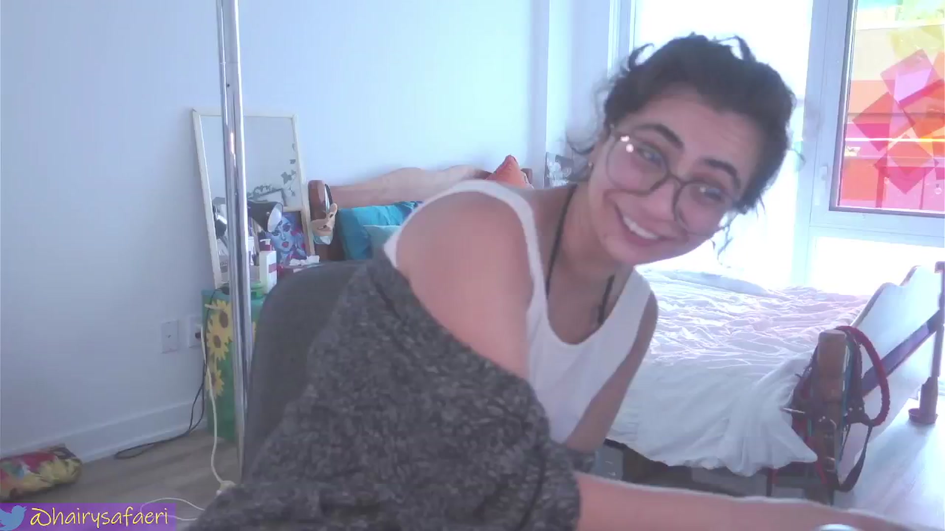 Gallery image thumbnail from HairySafaeri's myfreecams stream on, 07/16/2024, 18:31 image 11 of 20