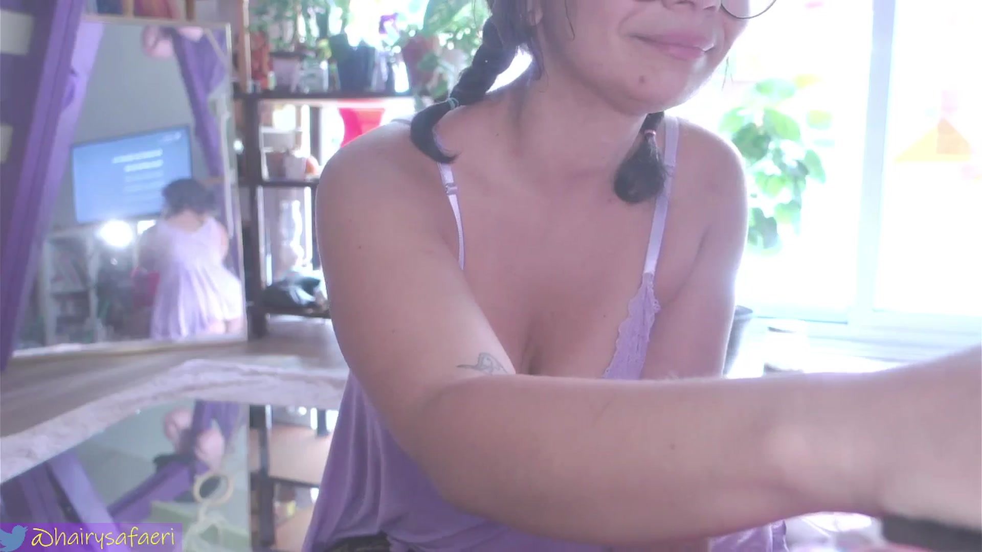 Gallery image thumbnail from HairySafaeri's myfreecams stream on, 07/23/2024, 16:26 image 14 of 20