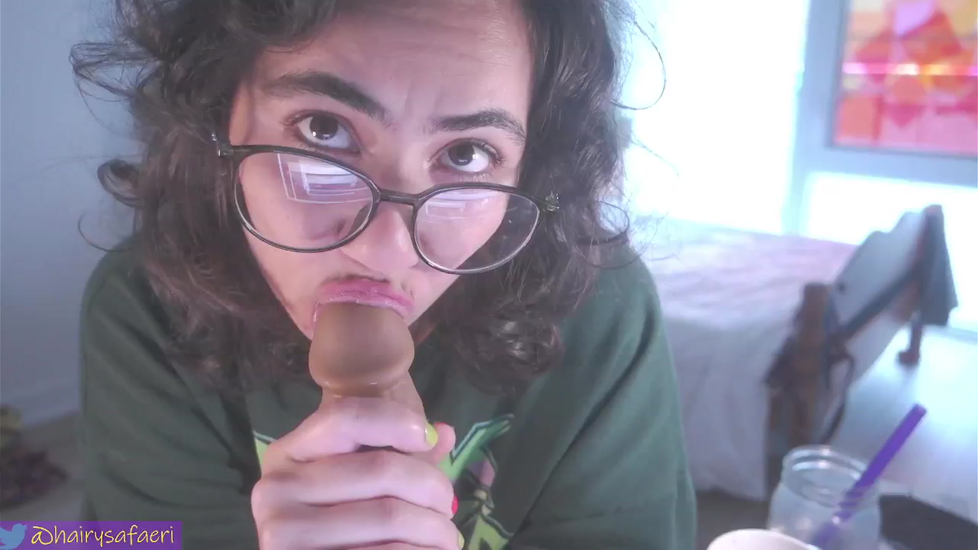Gallery image thumbnail from HairySafaeri's myfreecams stream on, 07/24/2024, 16:43 image 15 of 20
