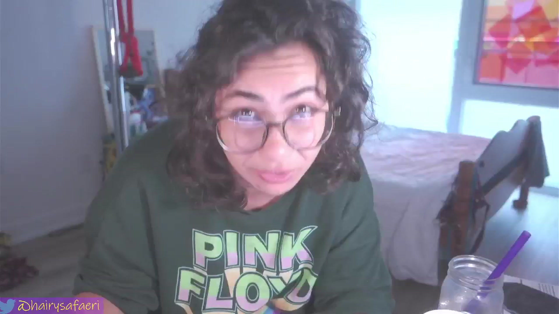Gallery image thumbnail from HairySafaeri's myfreecams stream on, 07/24/2024, 16:43 image 13 of 20