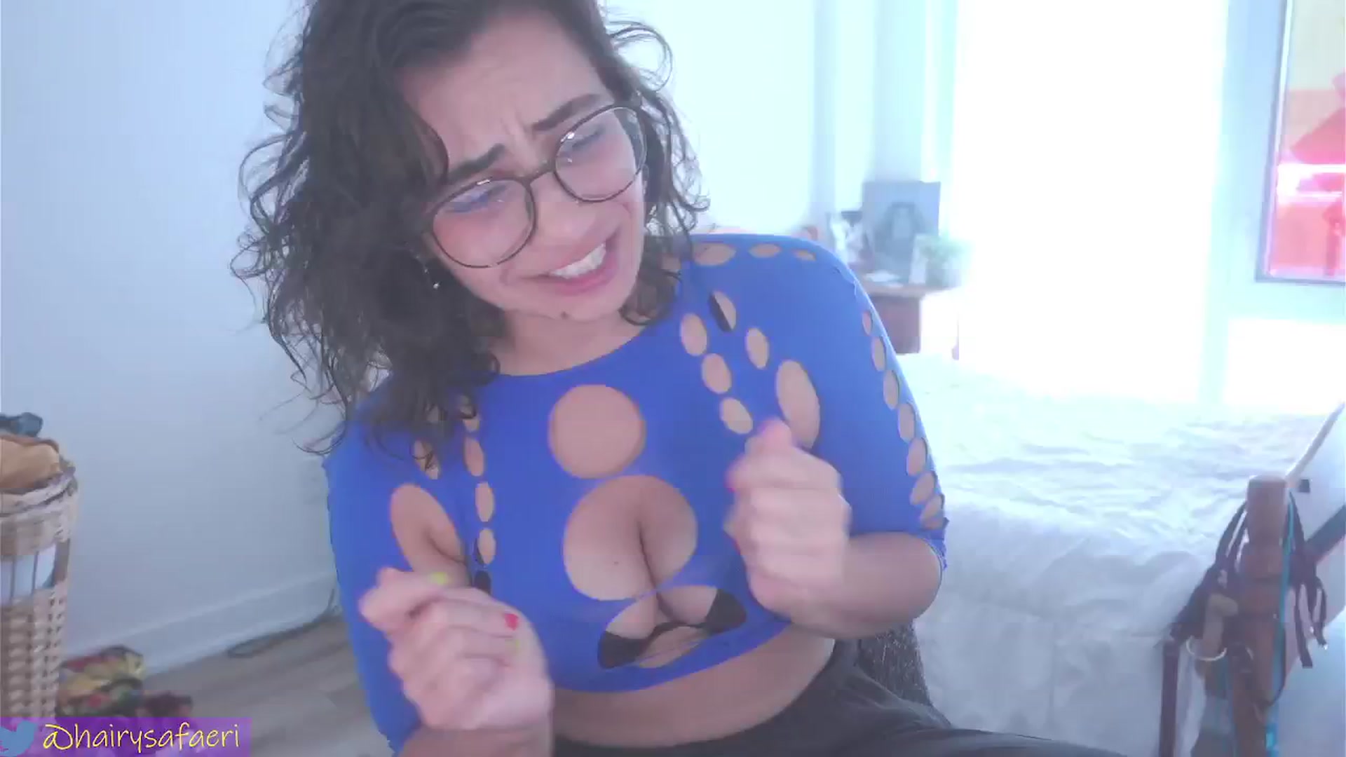 Gallery image thumbnail from HairySafaeri's myfreecams stream on, 07/26/2024, 16:26 image 5 of 20