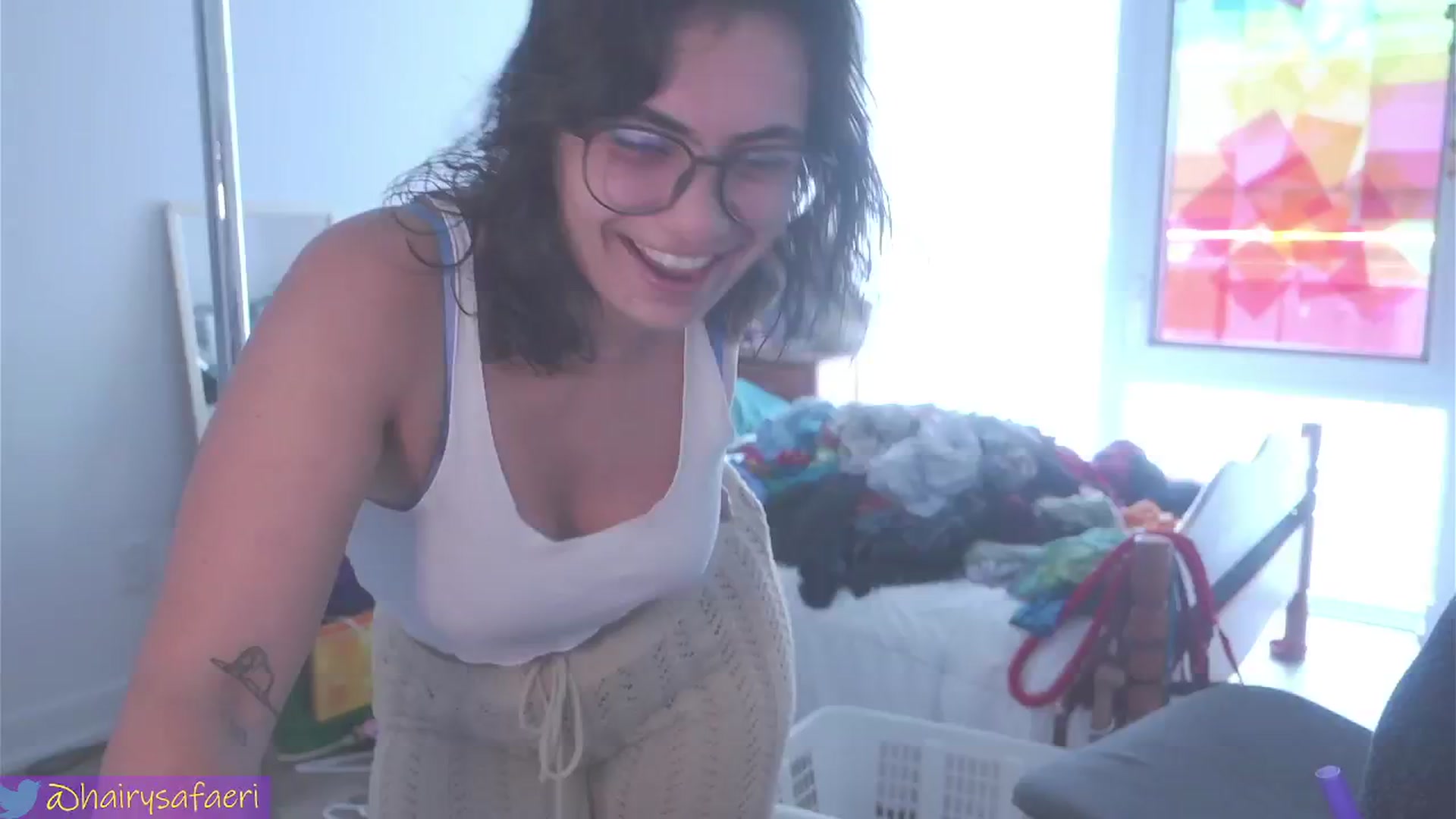 Gallery image thumbnail from HairySafaeri's myfreecams stream on, 07/30/2024, 15:55 image 10 of 20