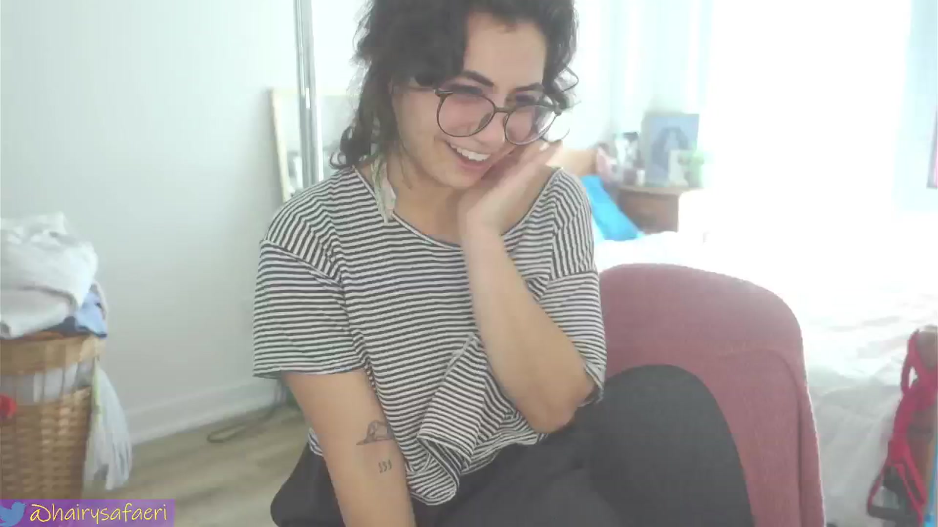 Gallery image thumbnail from HairySafaeri's myfreecams stream on, 08/15/2024, 17:32 image 4 of 20