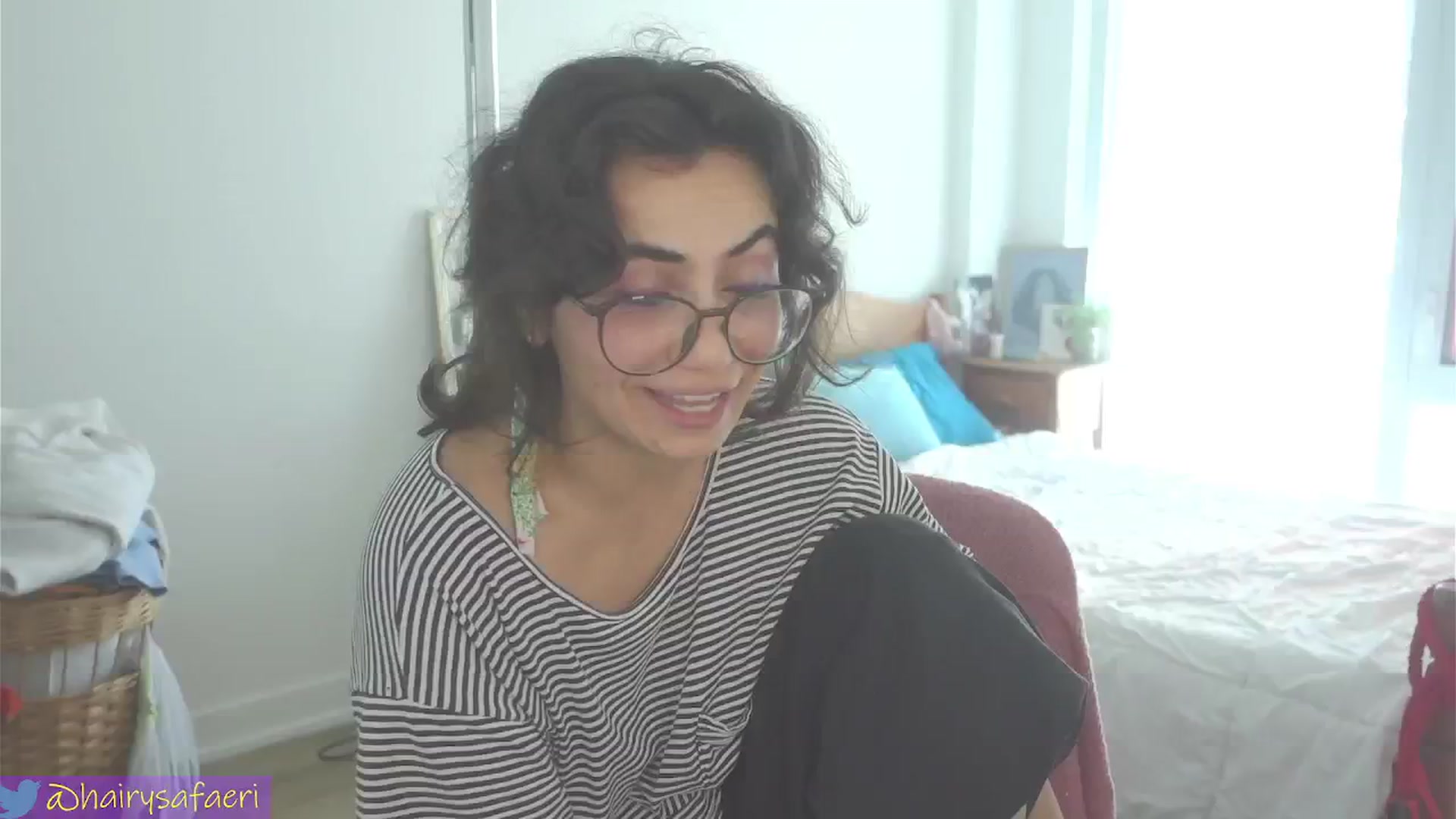 Gallery image thumbnail from HairySafaeri's myfreecams stream on, 08/15/2024, 17:32 image 9 of 20