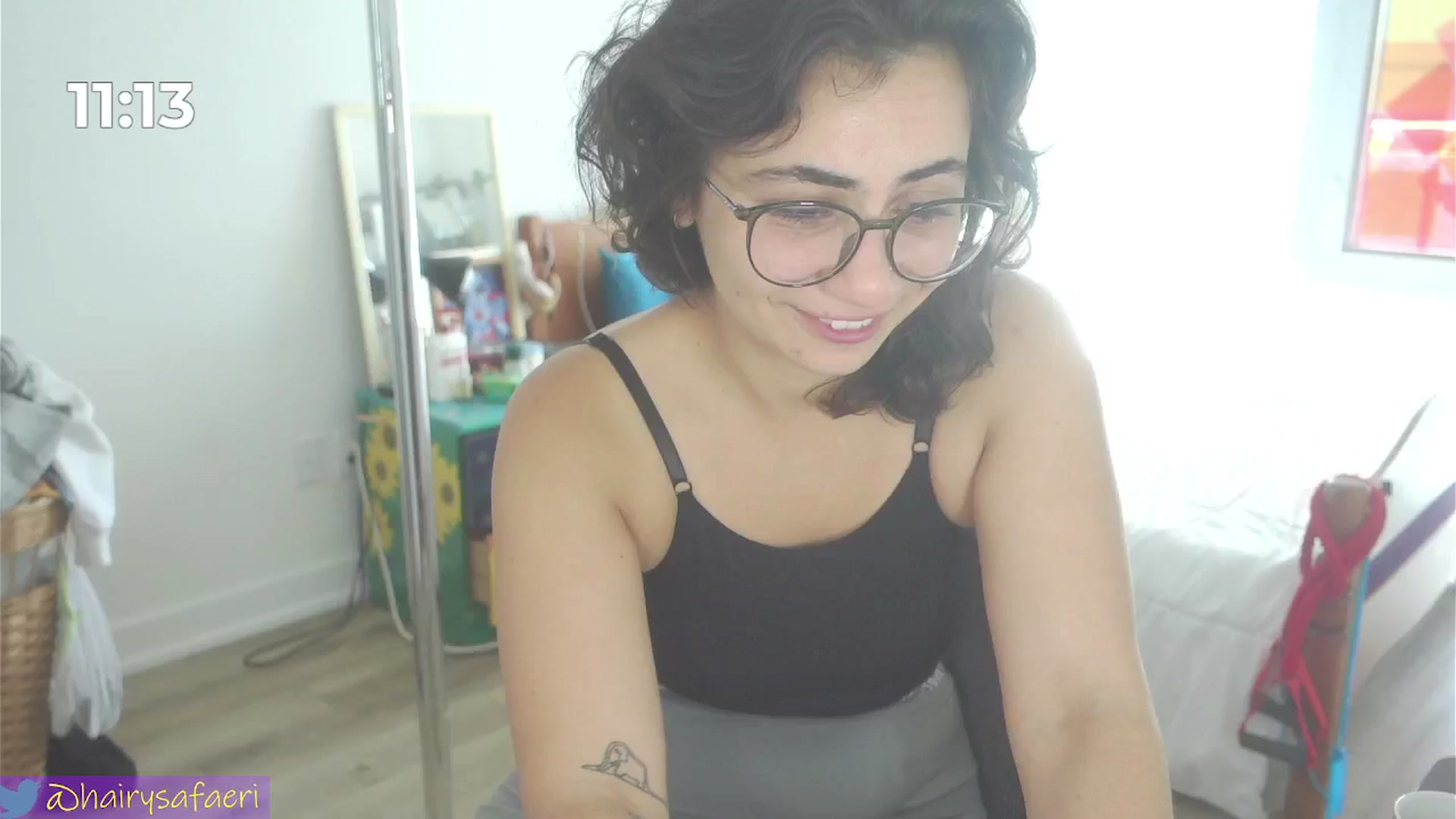 Gallery image thumbnail from HairySafaeri's myfreecams stream on, 08/16/2024, 14:39 image 10 of 20