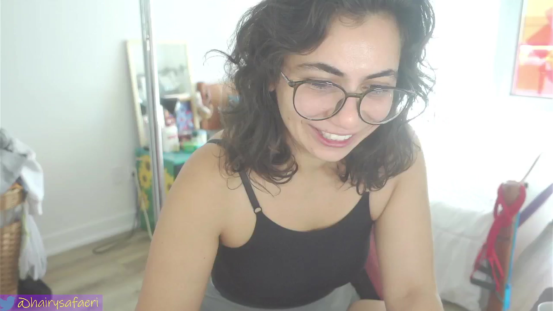 Gallery image thumbnail from HairySafaeri's myfreecams stream on, 08/16/2024, 14:39 image 5 of 20