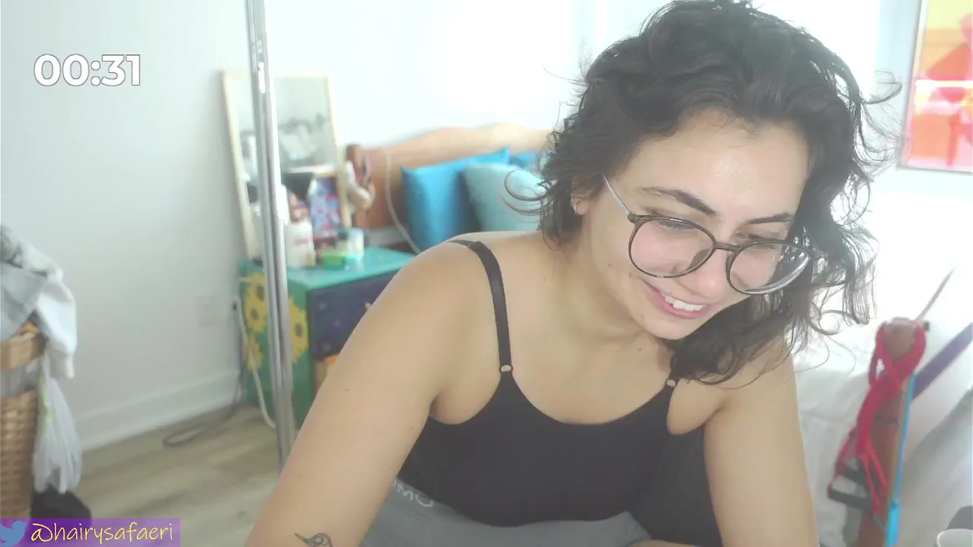 Gallery image thumbnail from HairySafaeri's myfreecams stream on, 08/16/2024, 14:39 image 16 of 20