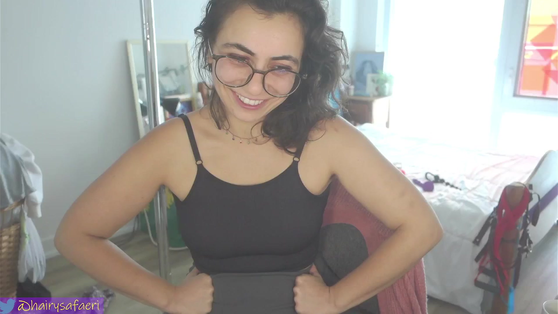 Gallery image thumbnail from HairySafaeri's myfreecams stream on, 08/16/2024, 20:04 image 5 of 20