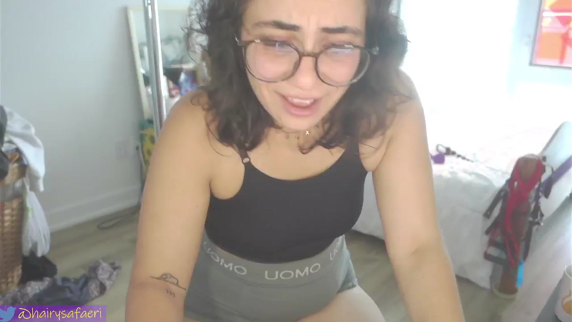 Gallery image thumbnail from HairySafaeri's myfreecams stream on, 08/16/2024, 20:04 image 17 of 20