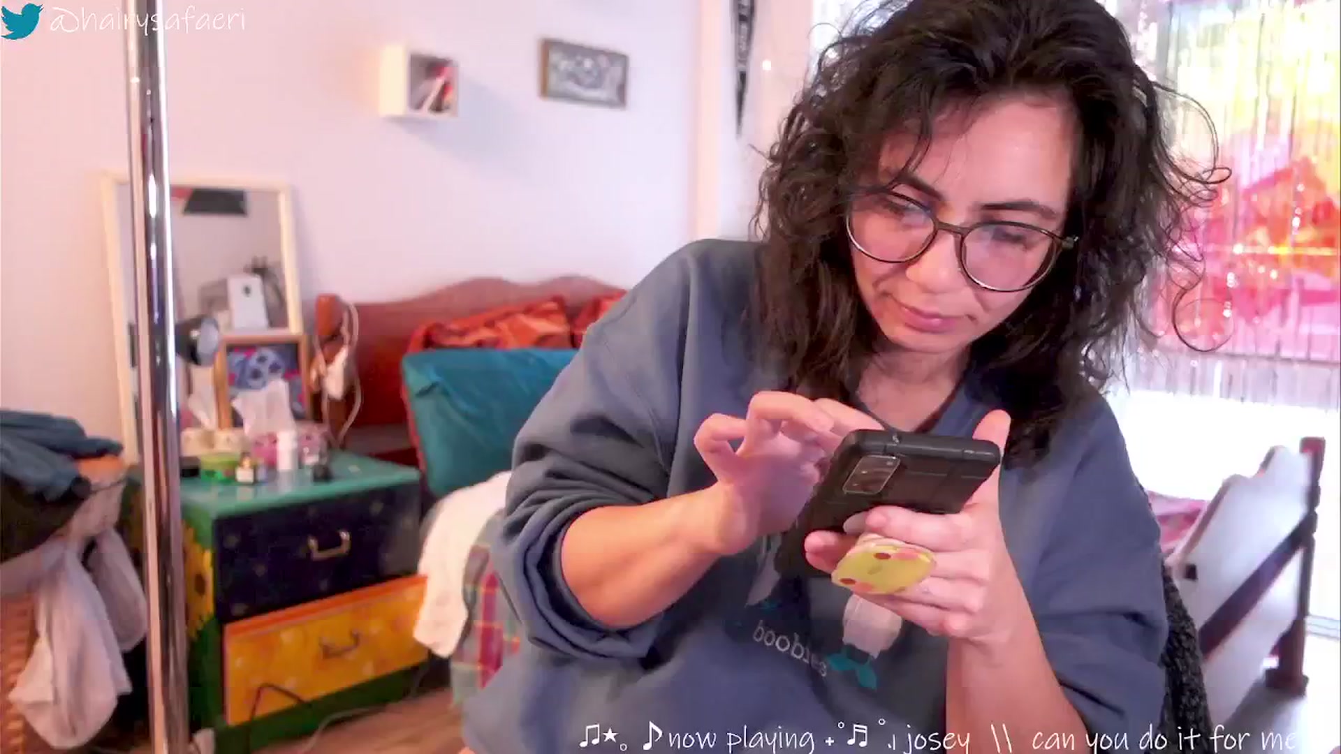 Gallery image thumbnail from HairySafaeri's myfreecams stream on, 11/21/2024, 17:43 image 14 of 20