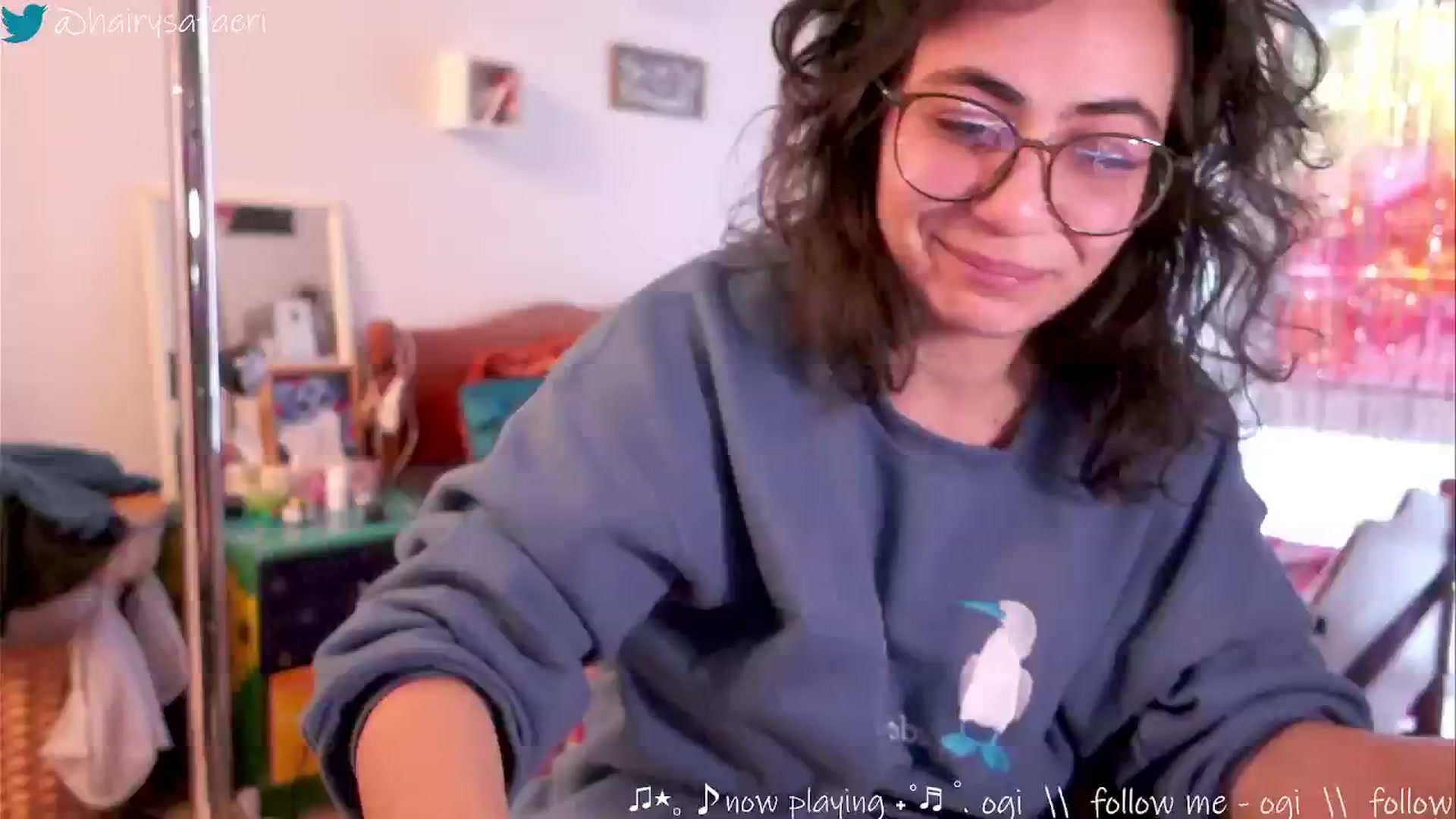 Gallery image thumbnail from HairySafaeri's myfreecams stream on, 11/21/2024, 17:43 image 18 of 20
