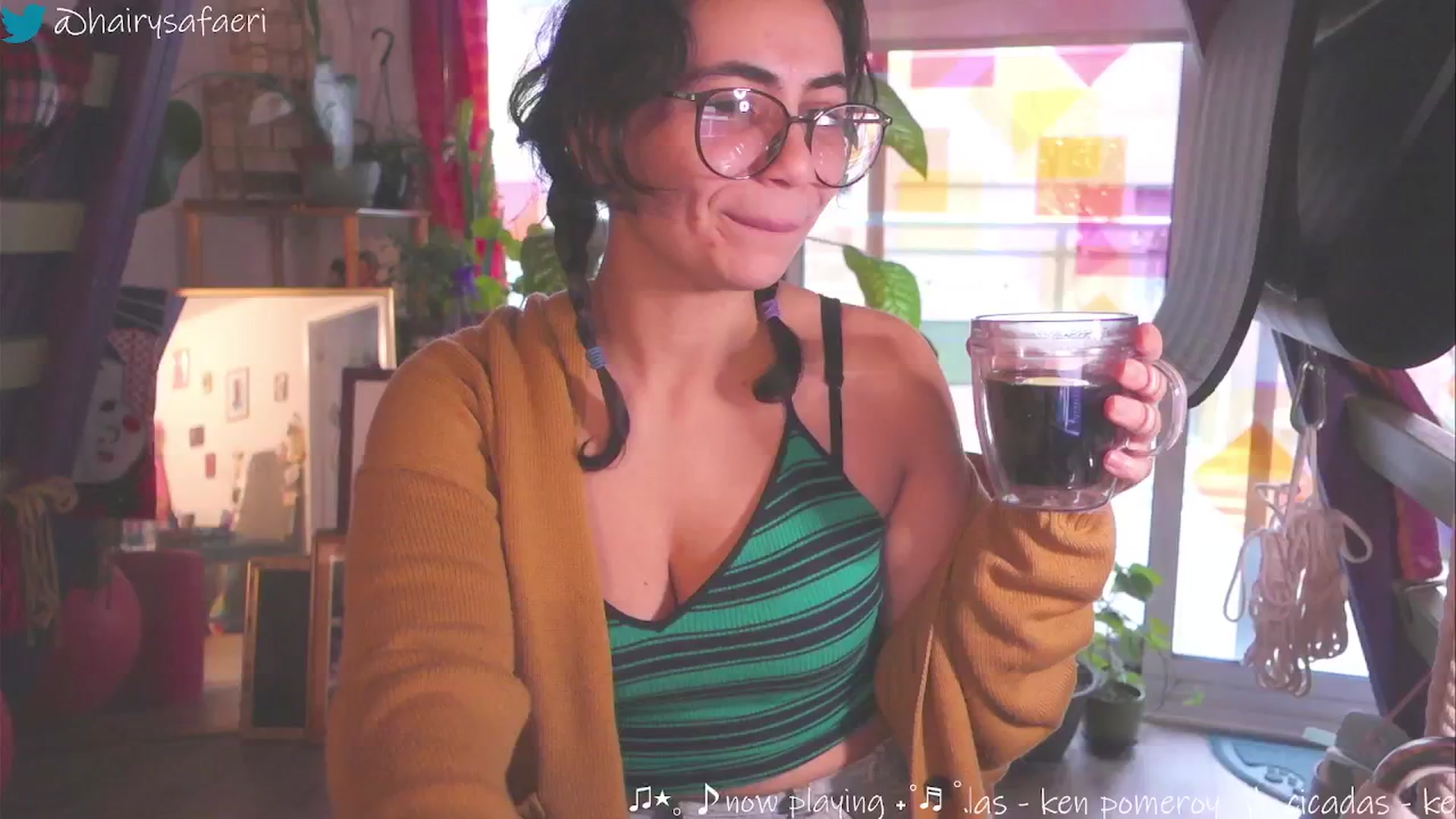 Gallery image thumbnail from HairySafaeri's myfreecams stream on, 11/26/2024, 18:56 image 13 of 20