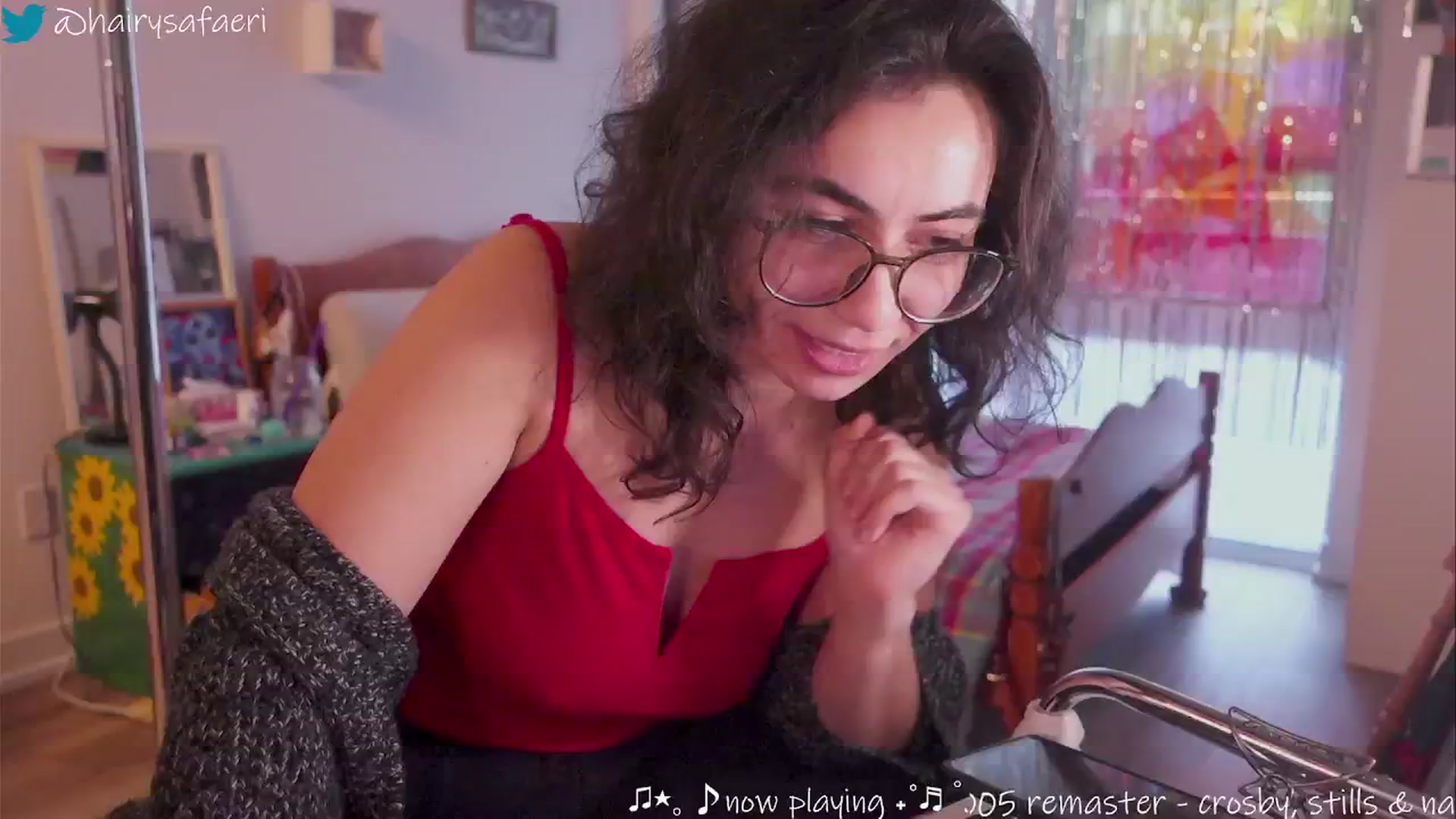 Gallery image thumbnail from HairySafaeri's myfreecams stream on, 11/28/2024, 21:15 image 5 of 20