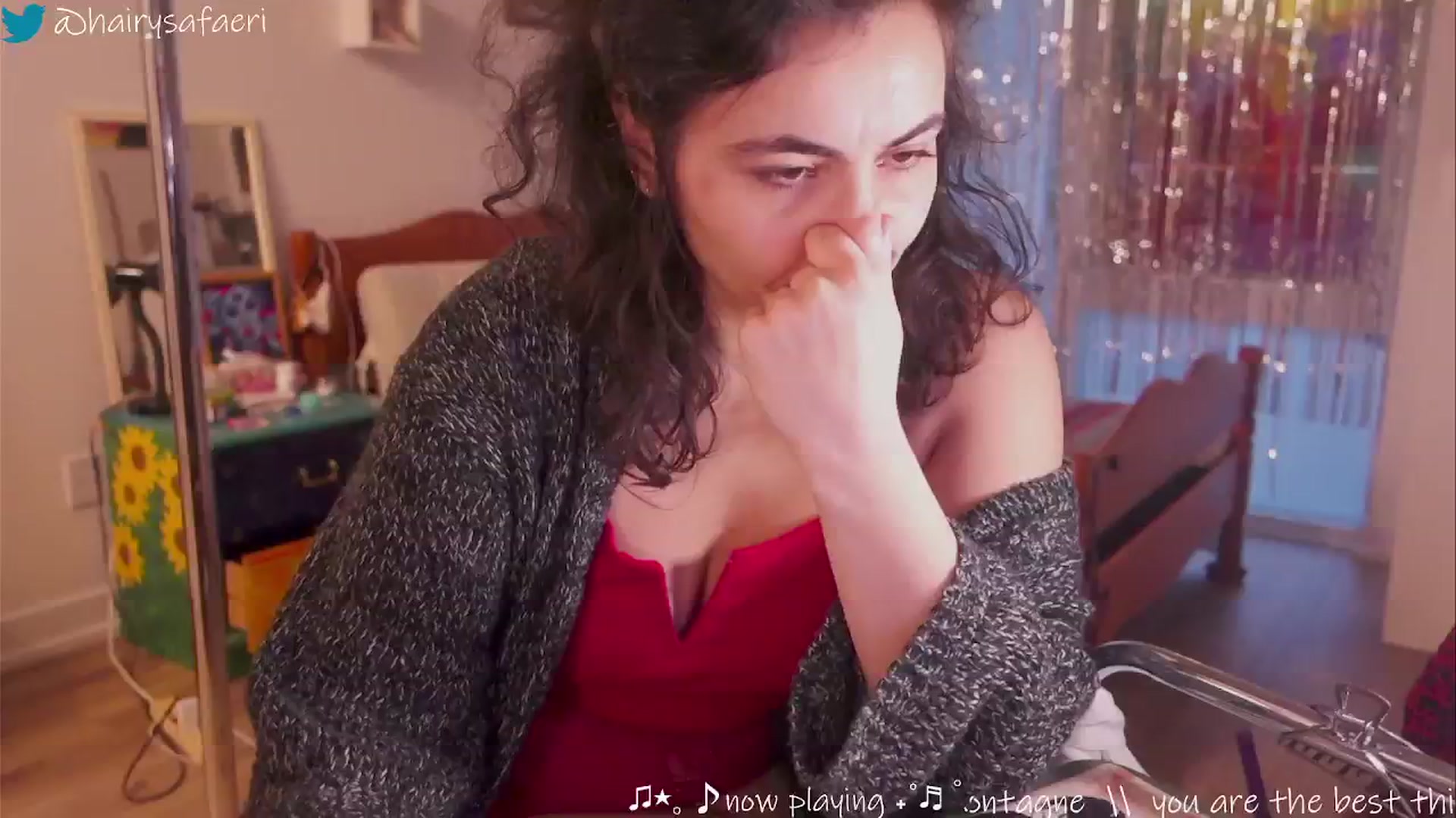 Gallery image thumbnail from HairySafaeri's myfreecams stream on, 11/28/2024, 22:00 image 2 of 20