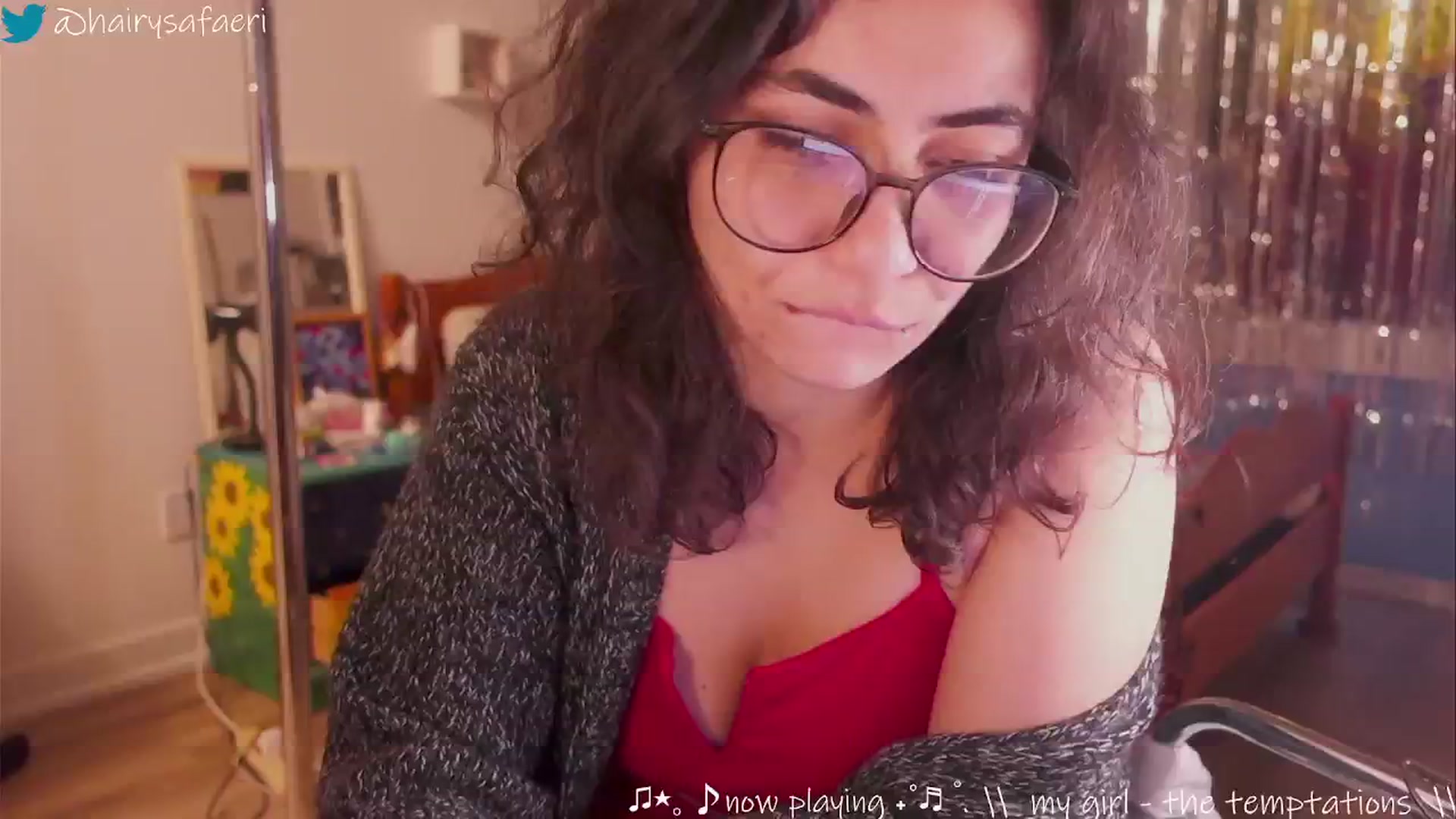 Gallery image thumbnail from HairySafaeri's myfreecams stream on, 11/28/2024, 22:00 image 19 of 20
