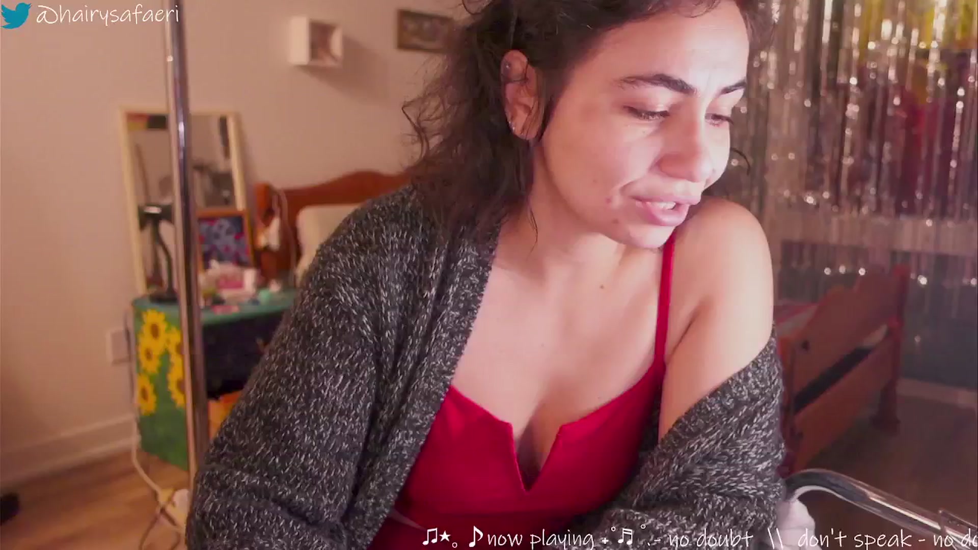 Gallery image thumbnail from HairySafaeri's myfreecams stream on, 11/28/2024, 23:10 image 1 of 20