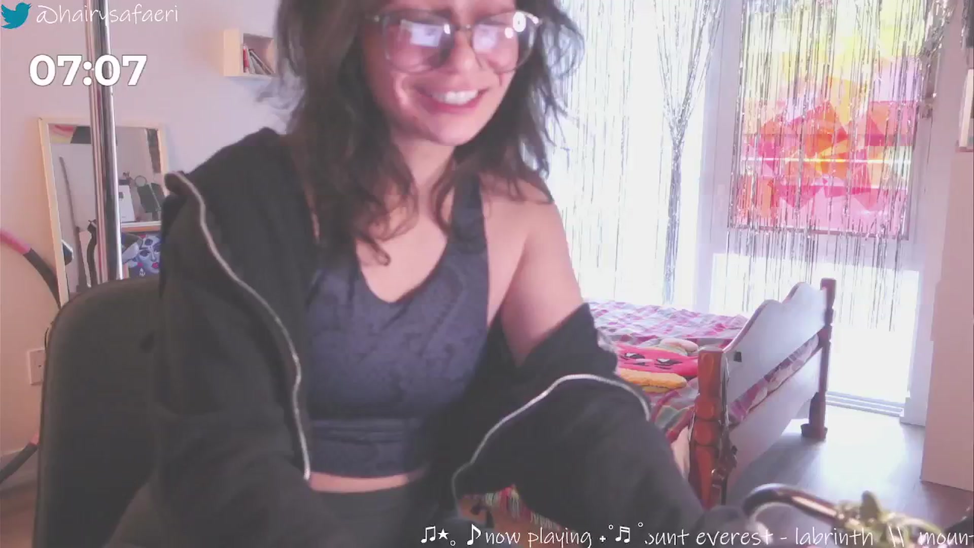 Gallery image thumbnail from HairySafaeri's myfreecams stream on, 12/05/2024, 18:44 image 9 of 20