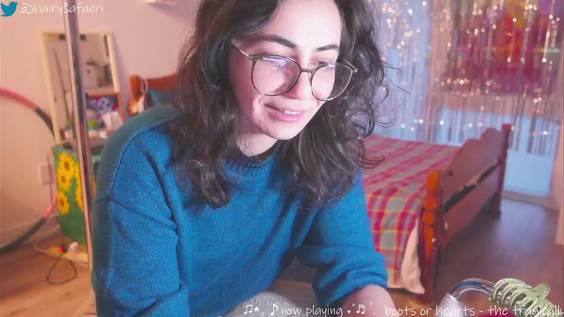 Gallery image thumbnail from HairySafaeri's myfreecams stream on, 12/10/2024, 21:46 image 16 of 20